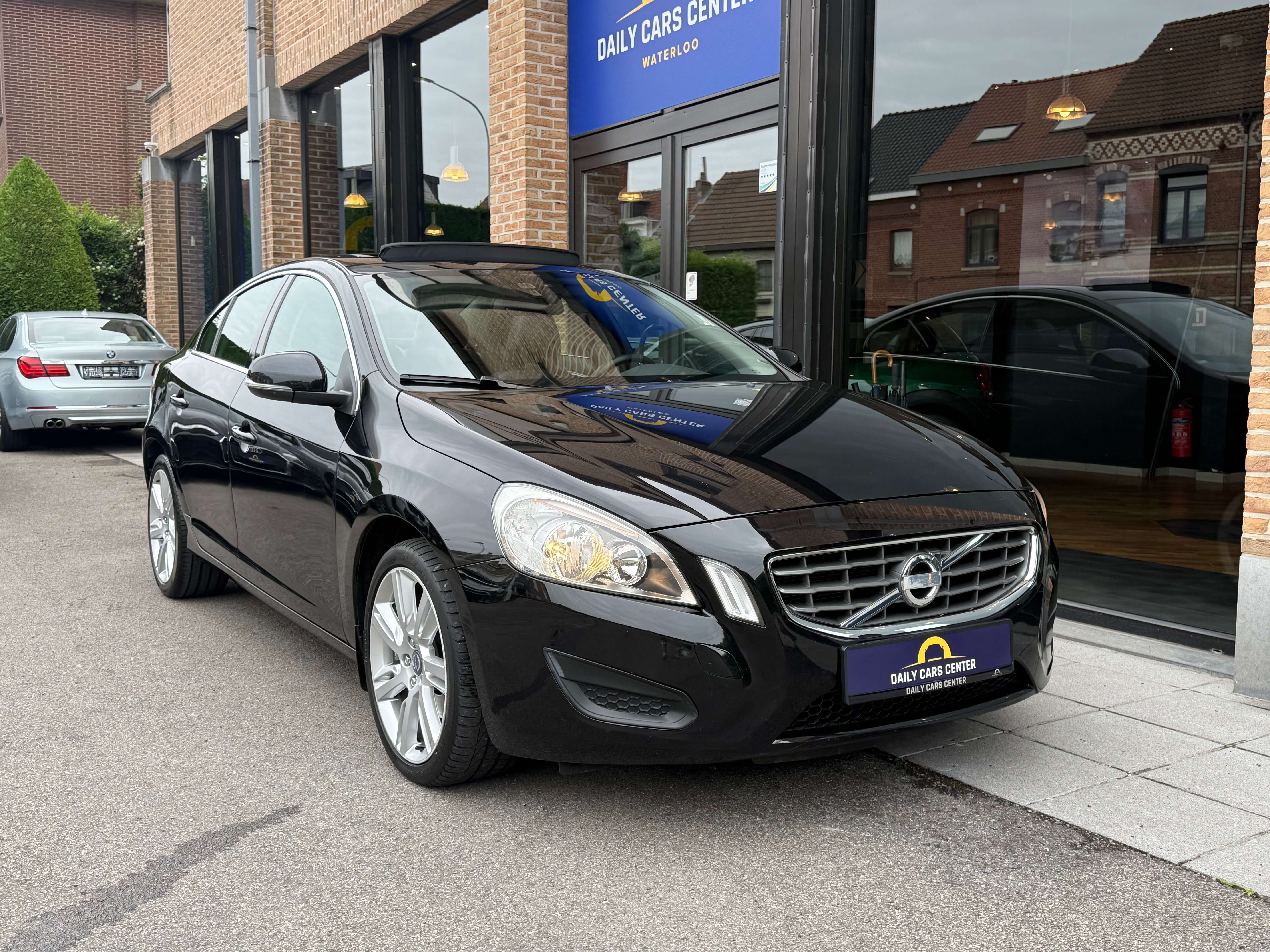 Volvo S60 2.0 D3 Start/Stop Geartronic I cuir I Pano I Full carnet I 1er main I Carnet
