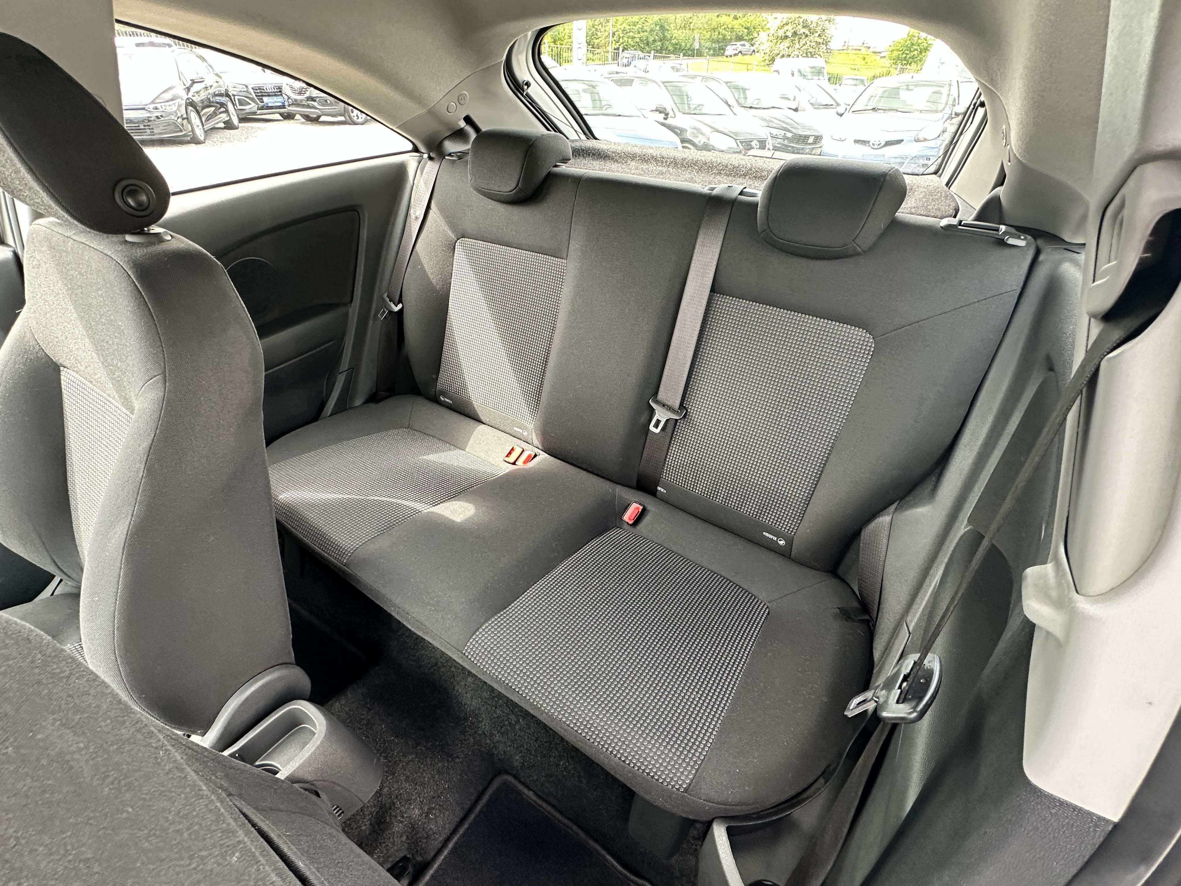 Opel Corsa 1.2i XE  Easytronic **
