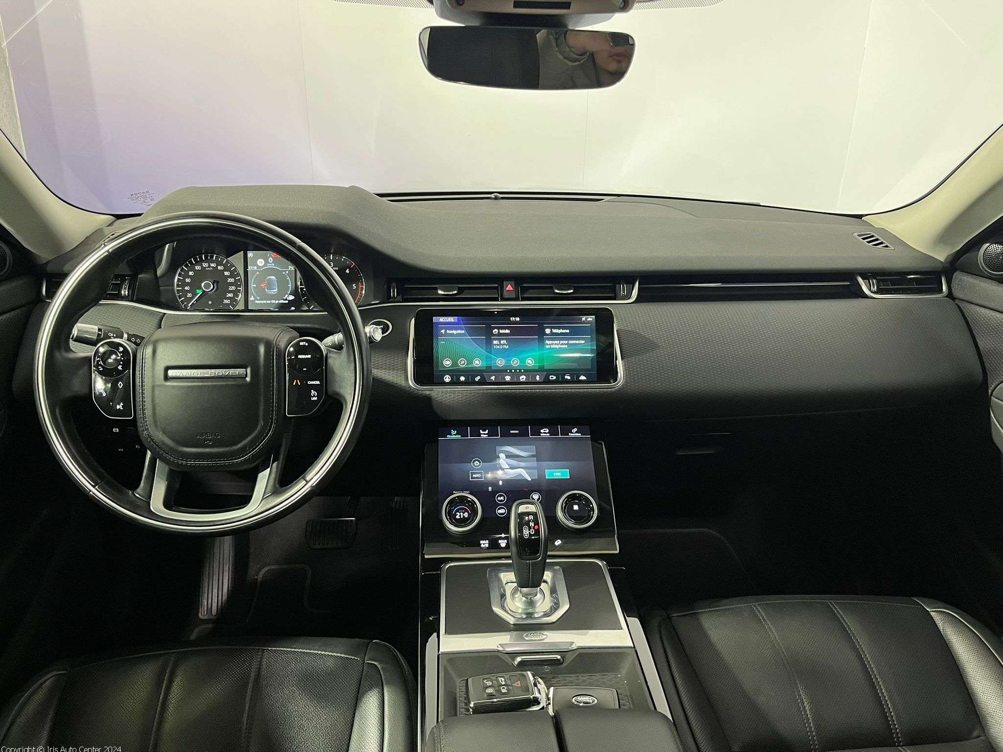 Land Rover Range Rover Evoque D150 MHEV | CARPLAY | TOIT PANO/OUVRANT