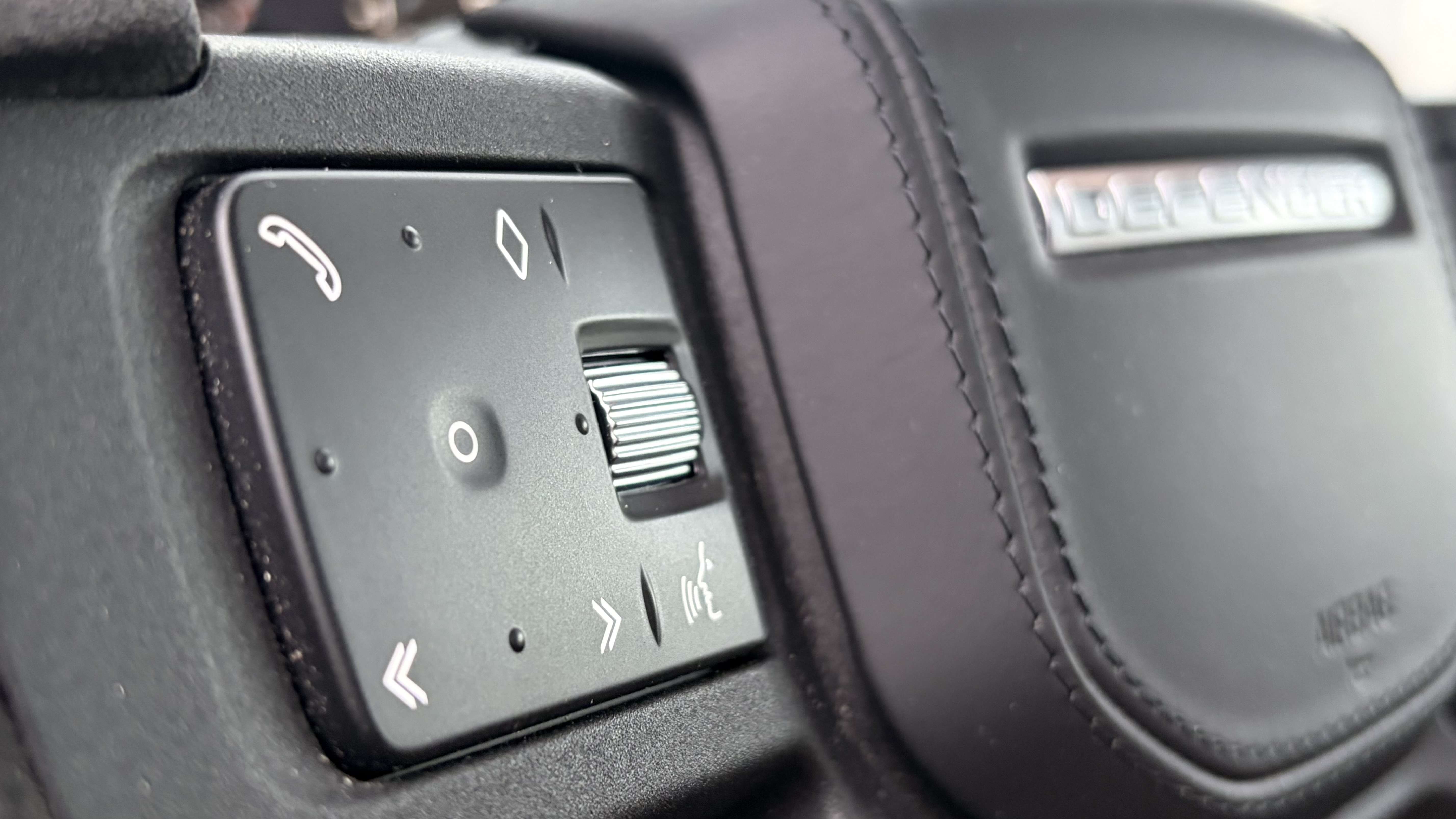 Land Rover Defender Defender 5.0 V8 P525 Full Option Garantie