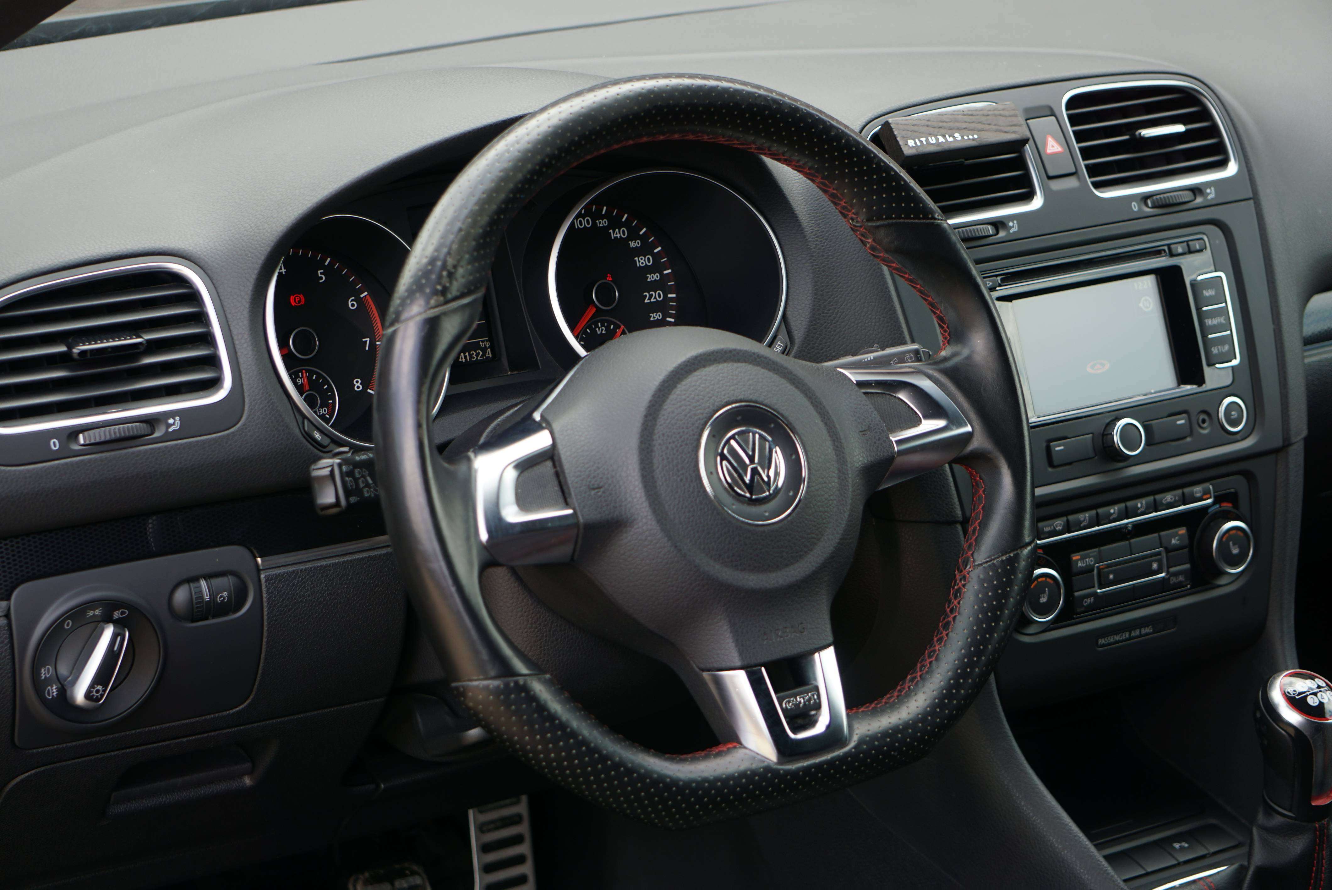 Volkswagen Golf GTI 2.0 TSI EDITION 35 CARNET NAVI BI-XENON