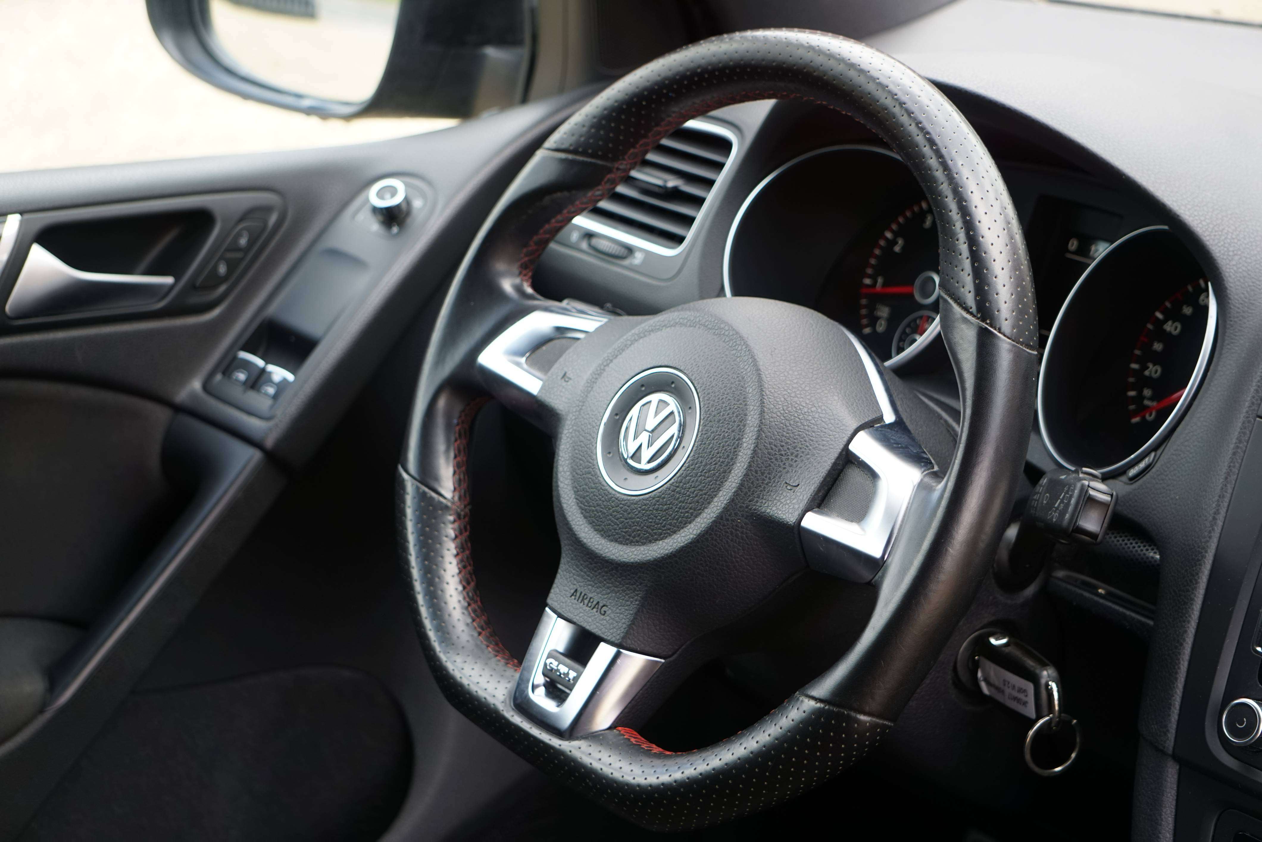 Volkswagen Golf GTI 2.0 TSI EDITION 35 CARNET NAVI BI-XENON