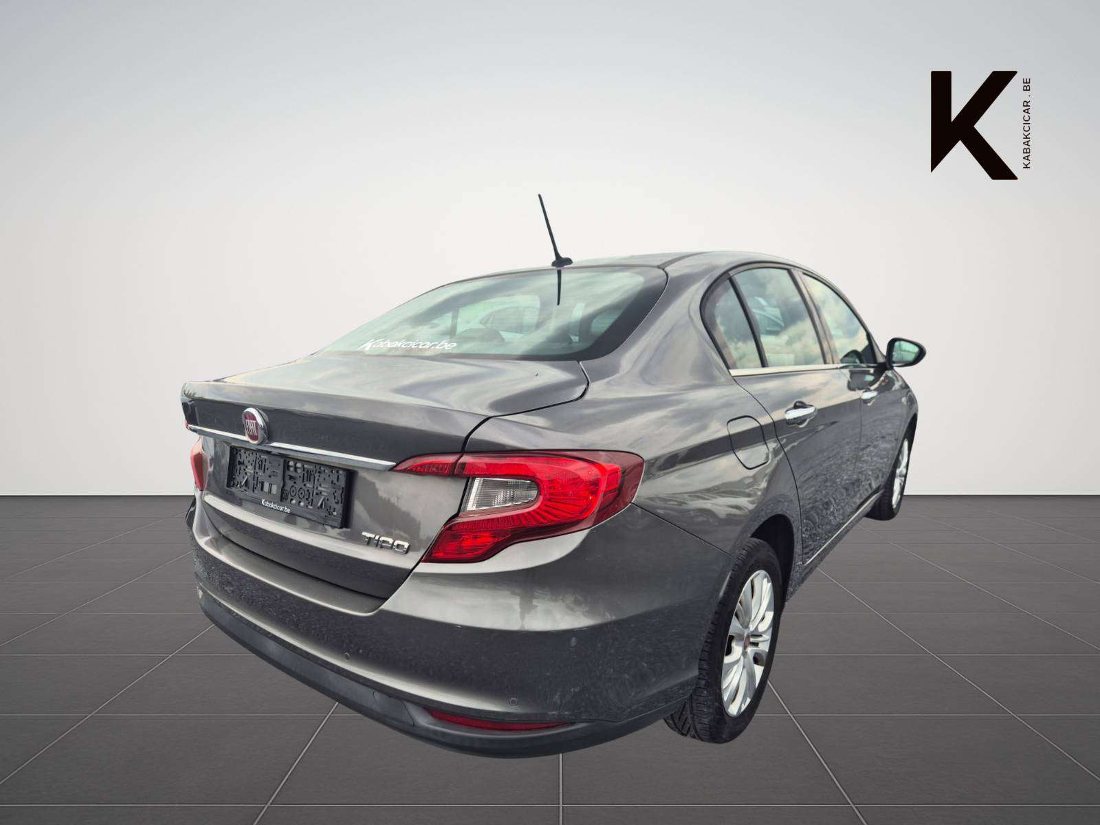 Fiat Tipo 1.6 MultiJet Easy Business / Camera / Navigation / Prêt à Immatriculer