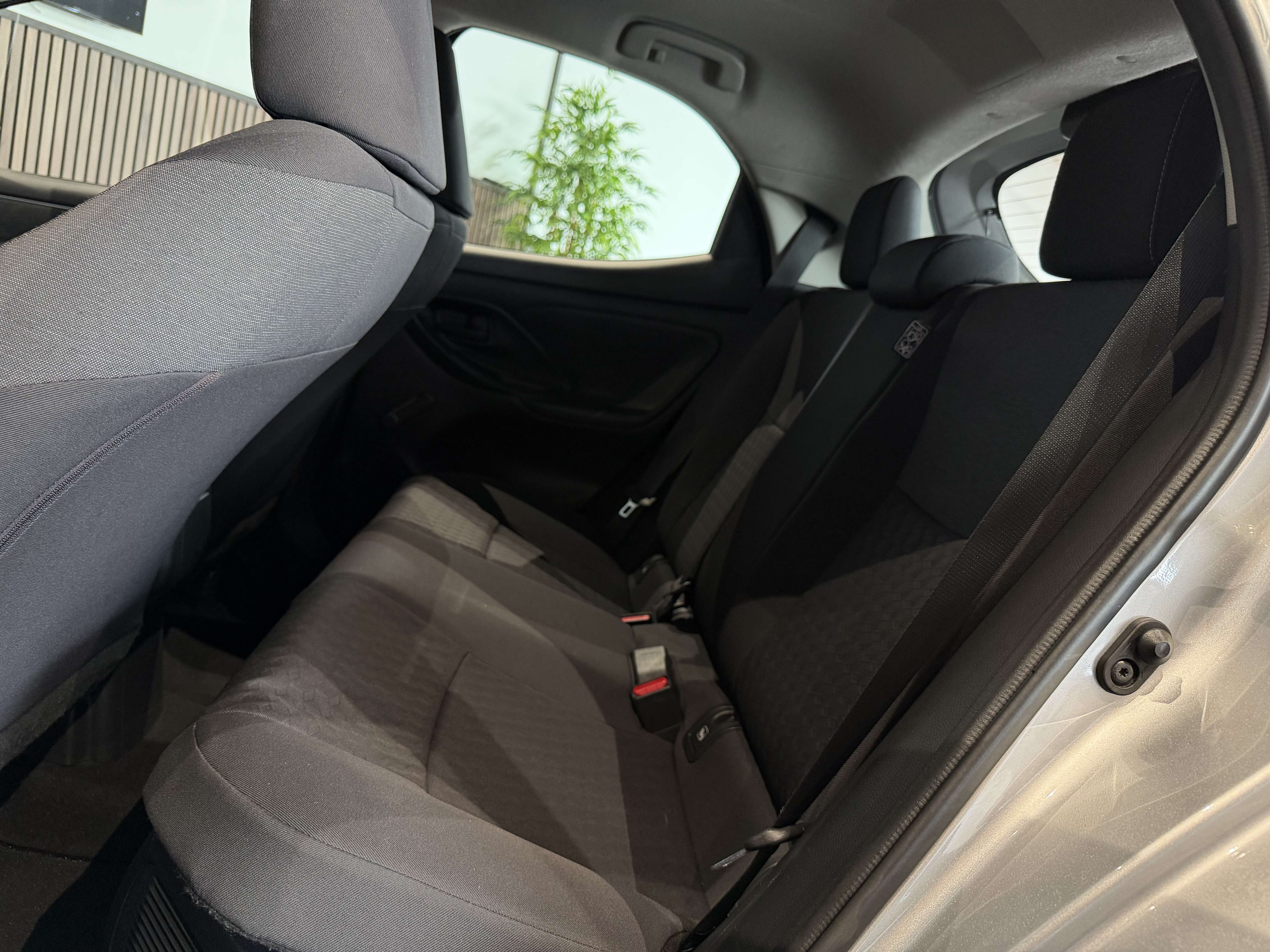 Toyota Yaris HYBRIDE - 1.5i VVT-iE - AUTOMATIQUE - GARANTIE 12M