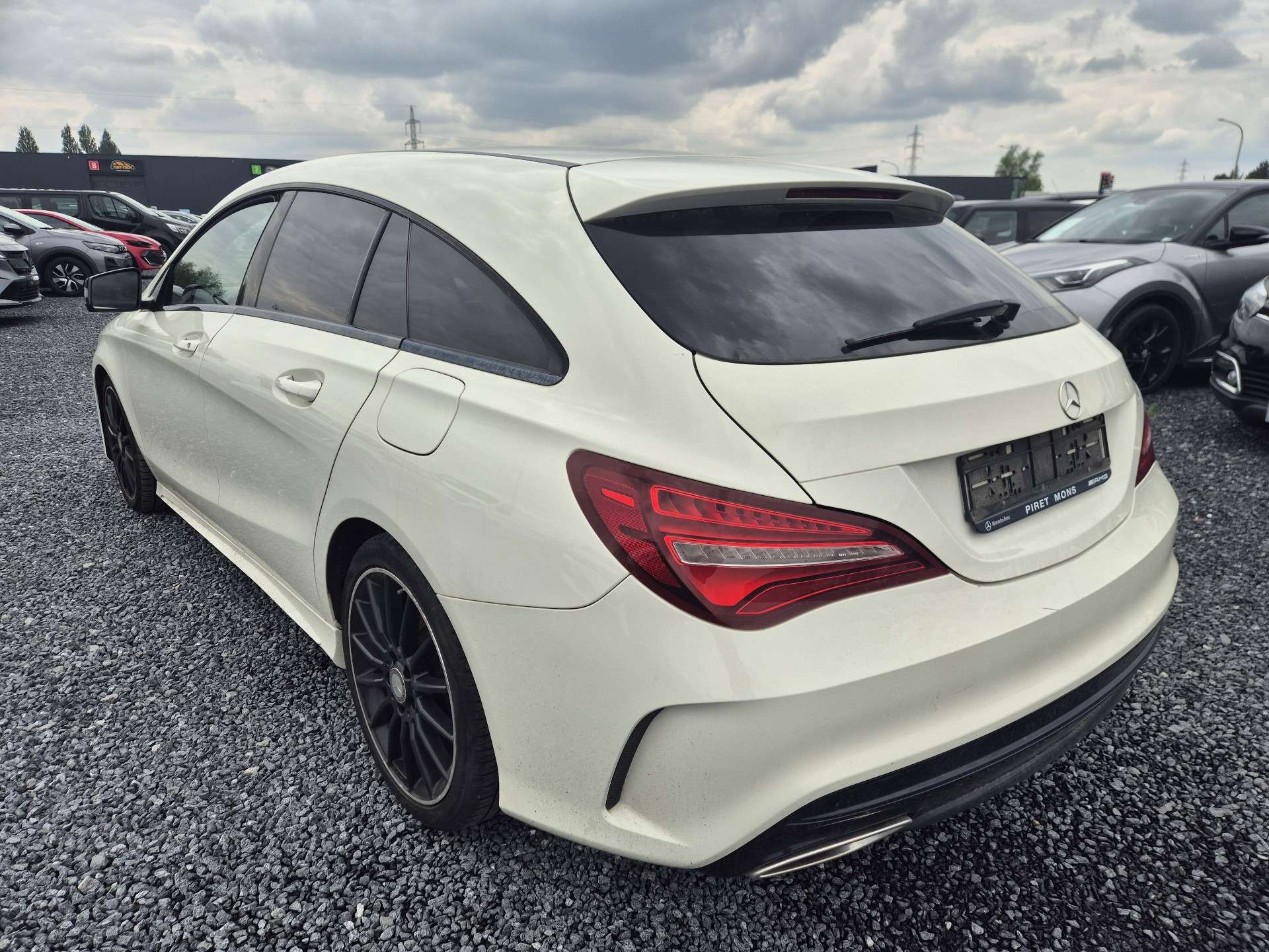 Mercedes-Benz CLA 180 d Shooting Break AMG Line / Camera / Navigation /