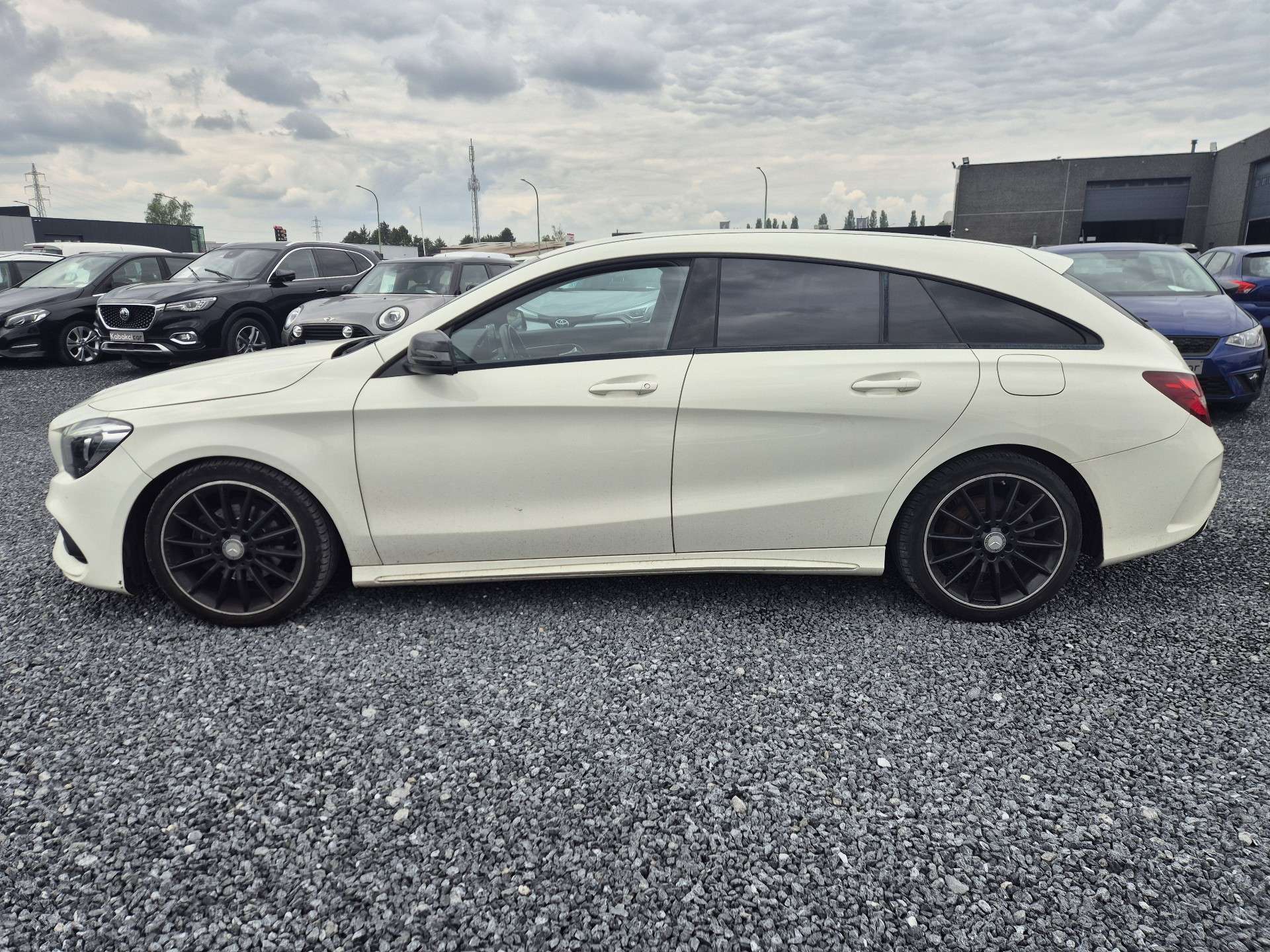 Mercedes-Benz CLA 180 d Shooting Break AMG Line / Camera / Navigation /