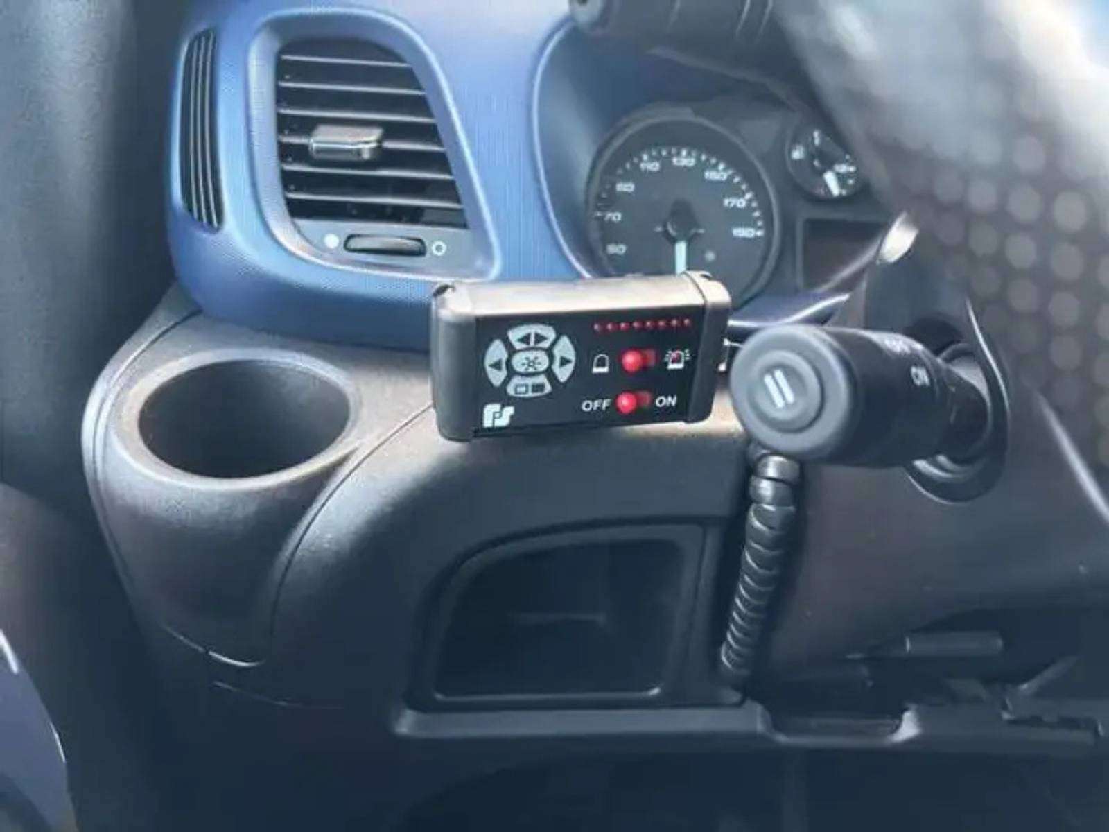 Iveco Daily CAISSE / BOITE AUTO / CLIM / TVA RECUPERABLE