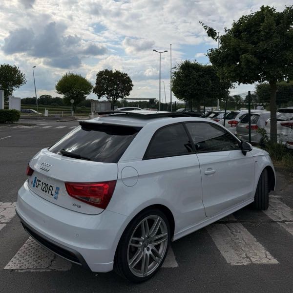 Audi A1 SPORTBACK 1.4 TFSI 185 AMBITION S TRONIC