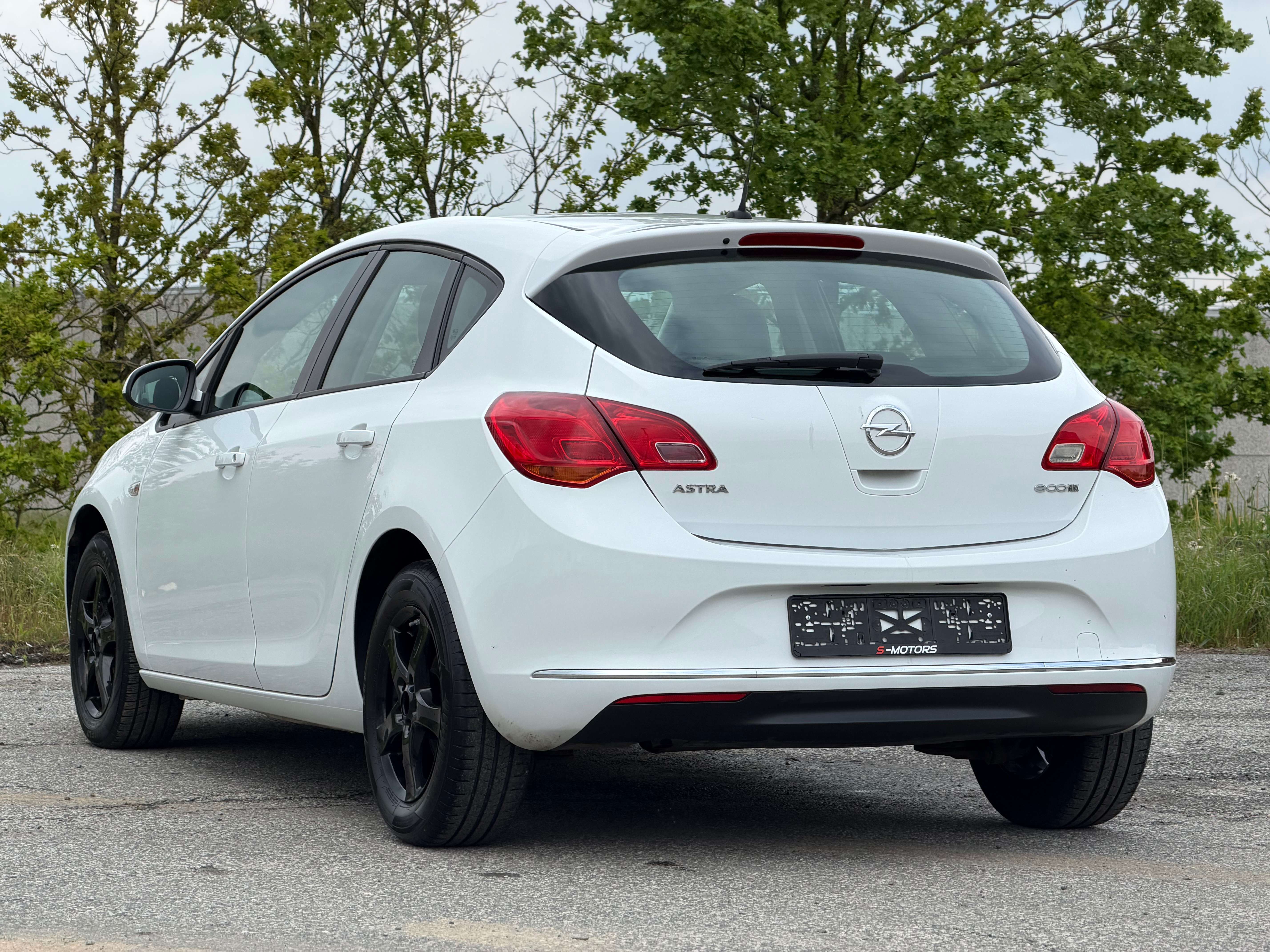 Opel Astra Astra 1.4i • TRES PROPRE •
