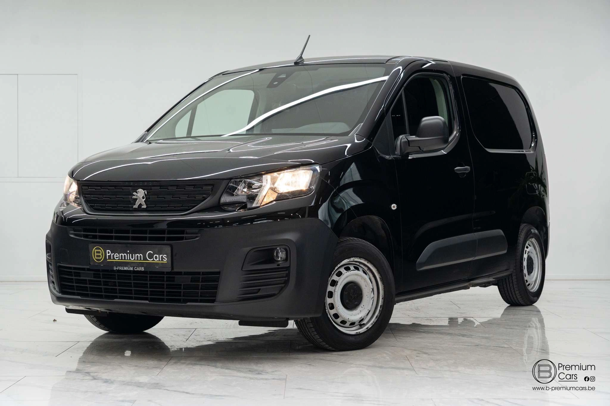 Peugeot Partner 1.5 HDI! Airco, cruise! Lichte vracht! Nieuw!