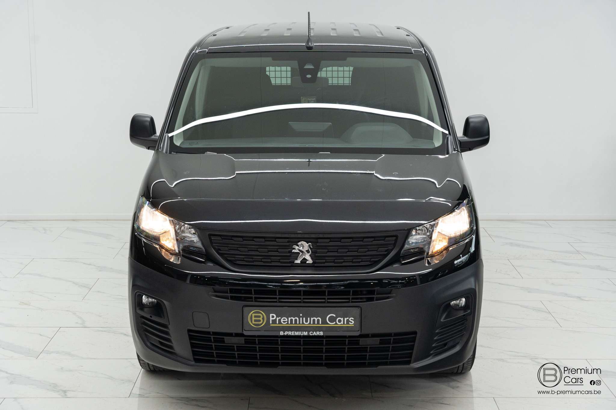 Peugeot Partner 1.5 HDI! Airco, cruise! Lichte vracht! Nieuw!