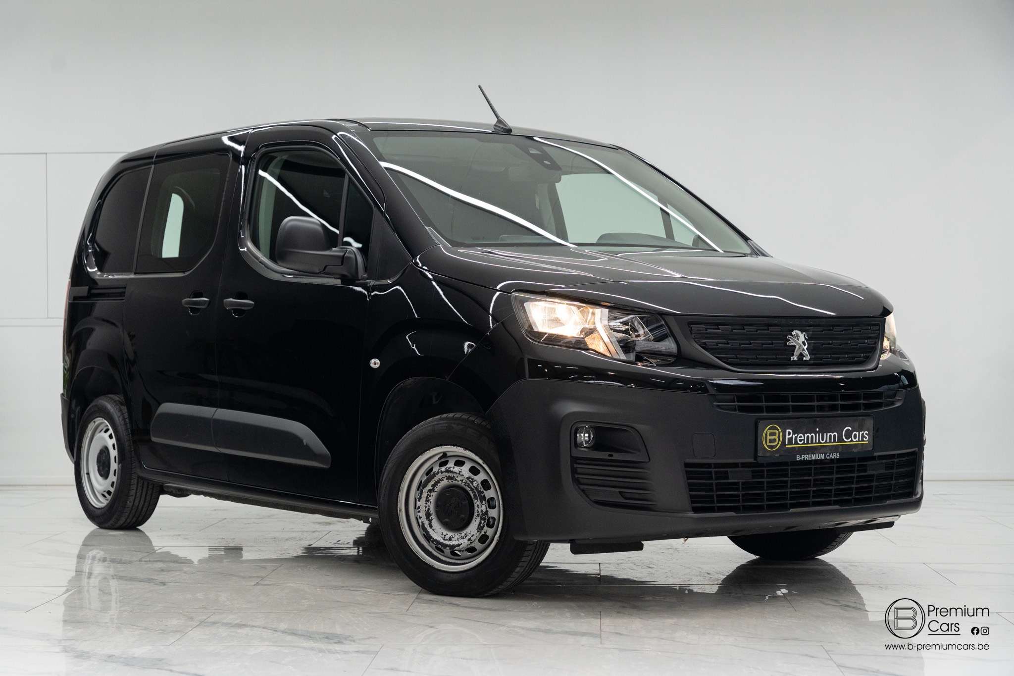 Peugeot Partner 1.5 HDI! Airco, cruise! Lichte vracht! Nieuw!