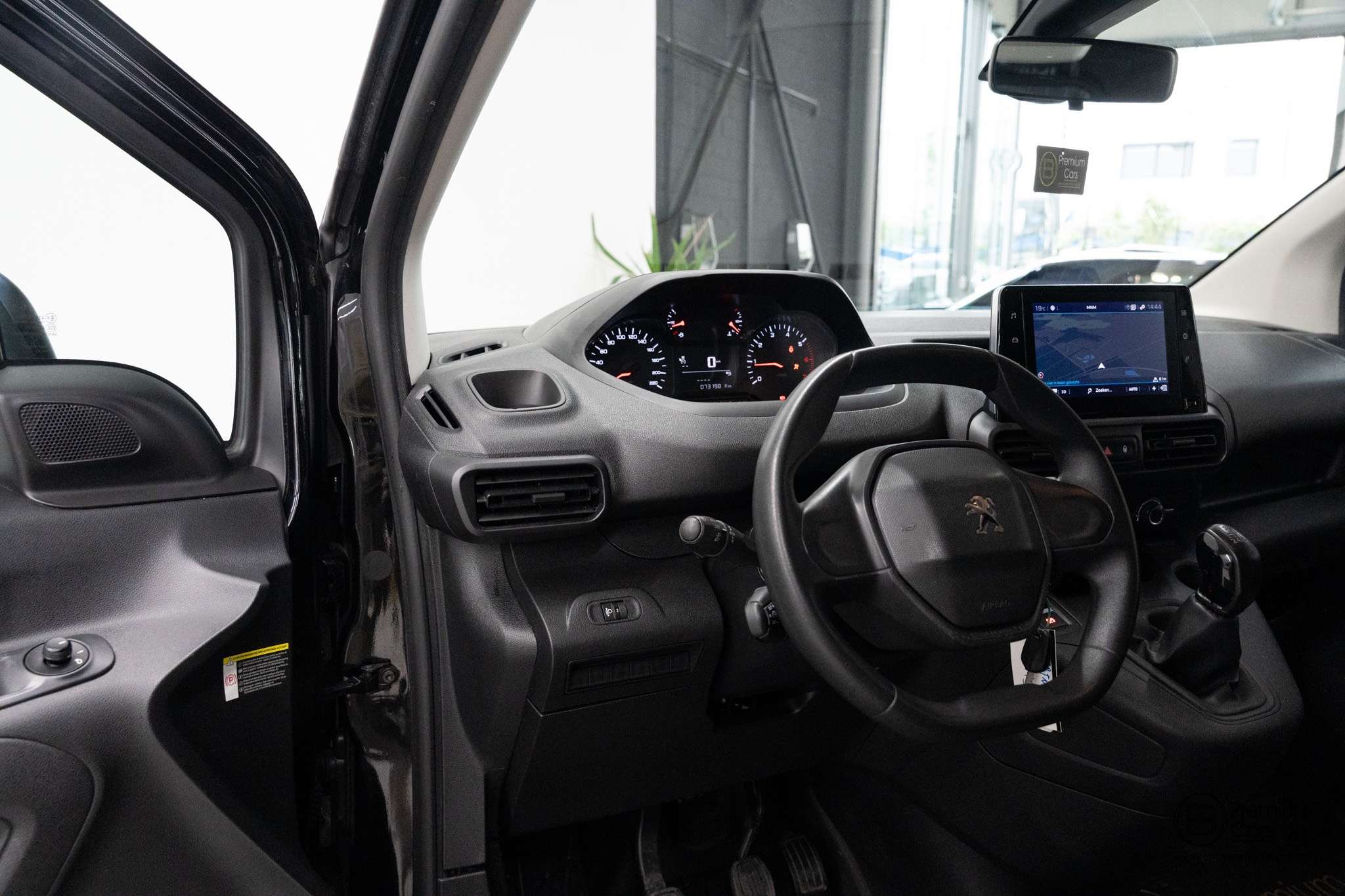 Peugeot Partner 1.5 HDI! Airco, cruise! Lichte vracht! Nieuw!