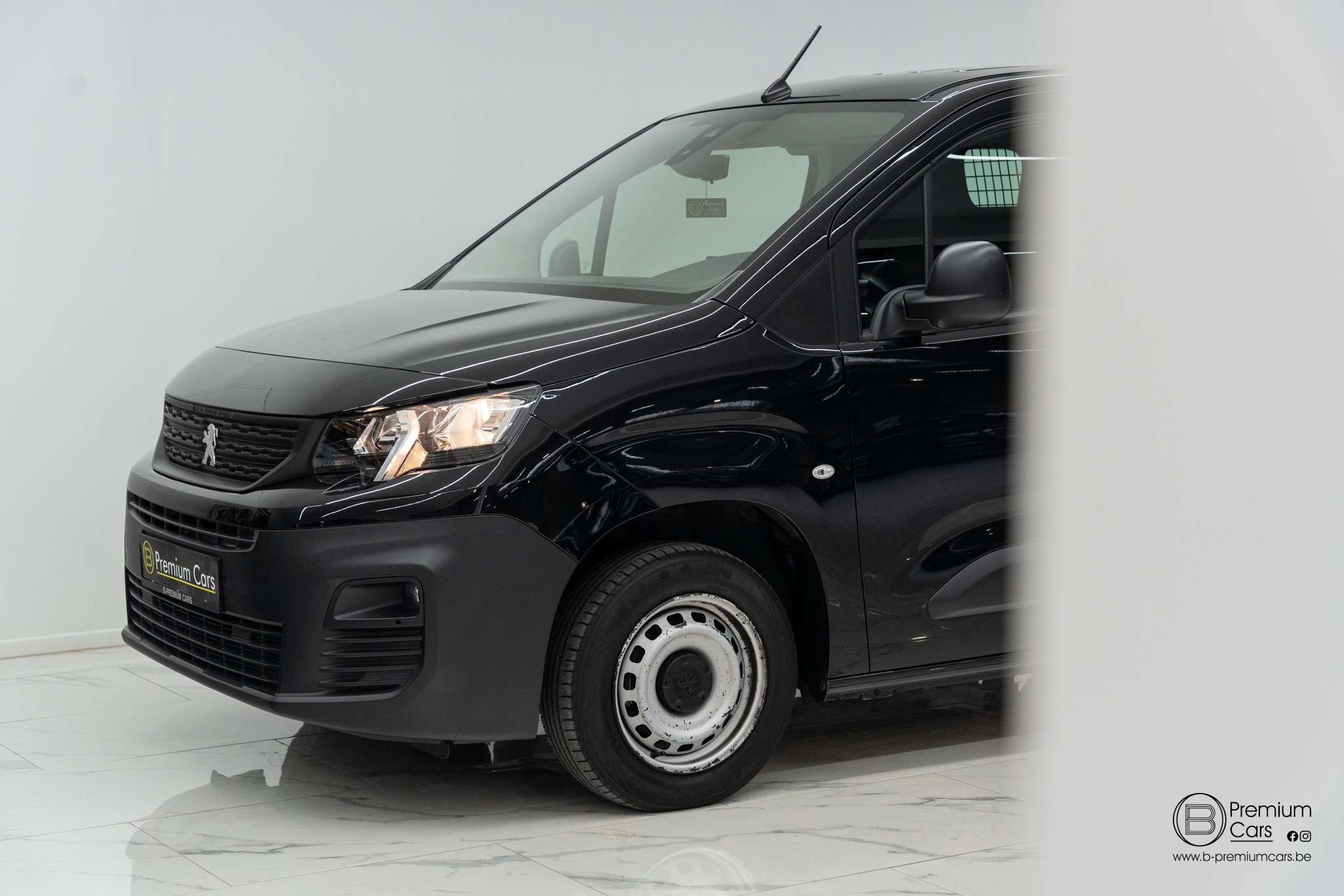 Peugeot Partner 1.5 HDI! Airco, cruise! Lichte vracht! Nieuw!