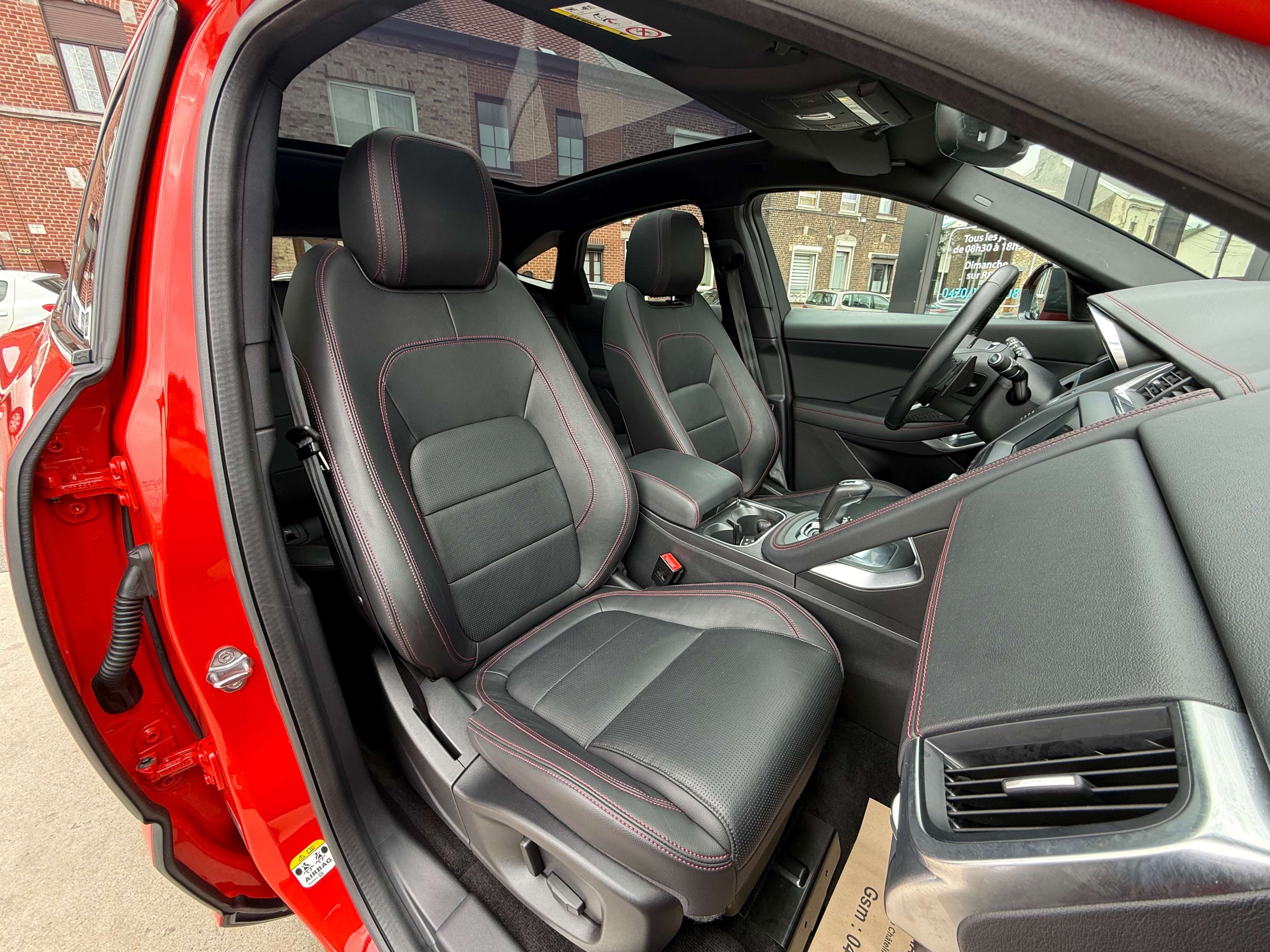 Jaguar E-Pace 2.0 D AWD R-Dynamic HSE - TOIT PANO - COCKPIT - LINE ASSIST - CAMERA - NAVI - FULL OPTION - TVAC*BTWIN