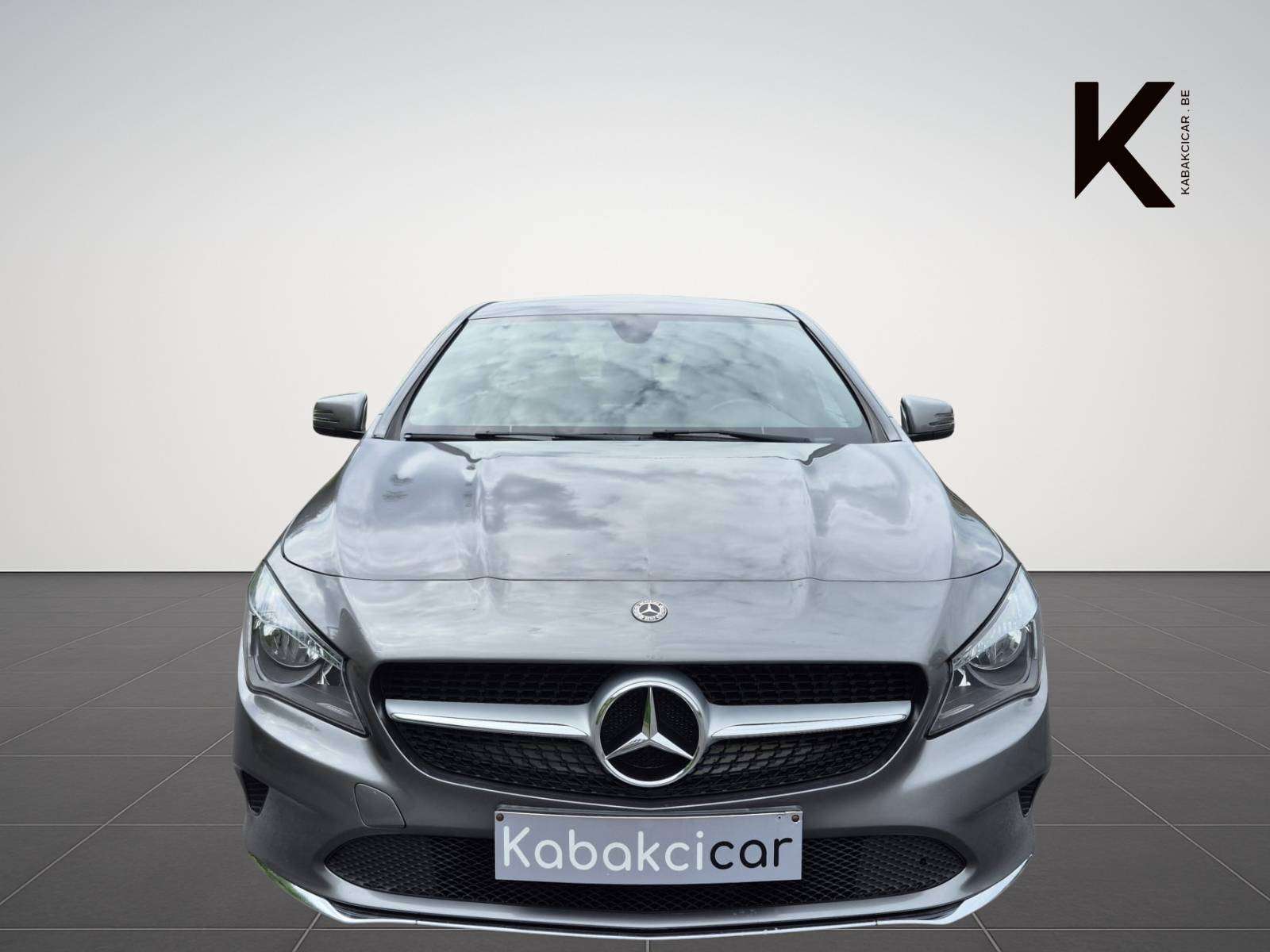Mercedes-Benz CLA 180 d Business Solution - Faible consommation et Fiable - Garantie 12 Mois - Disponible rapidement - Zone LEZ Ok