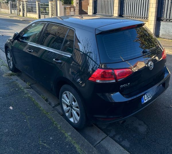 Volkswagen Golf VII 1.2 TSI 105 BLUEMOTION TECHNOLOGY CONFORTLINE DSG7 5P