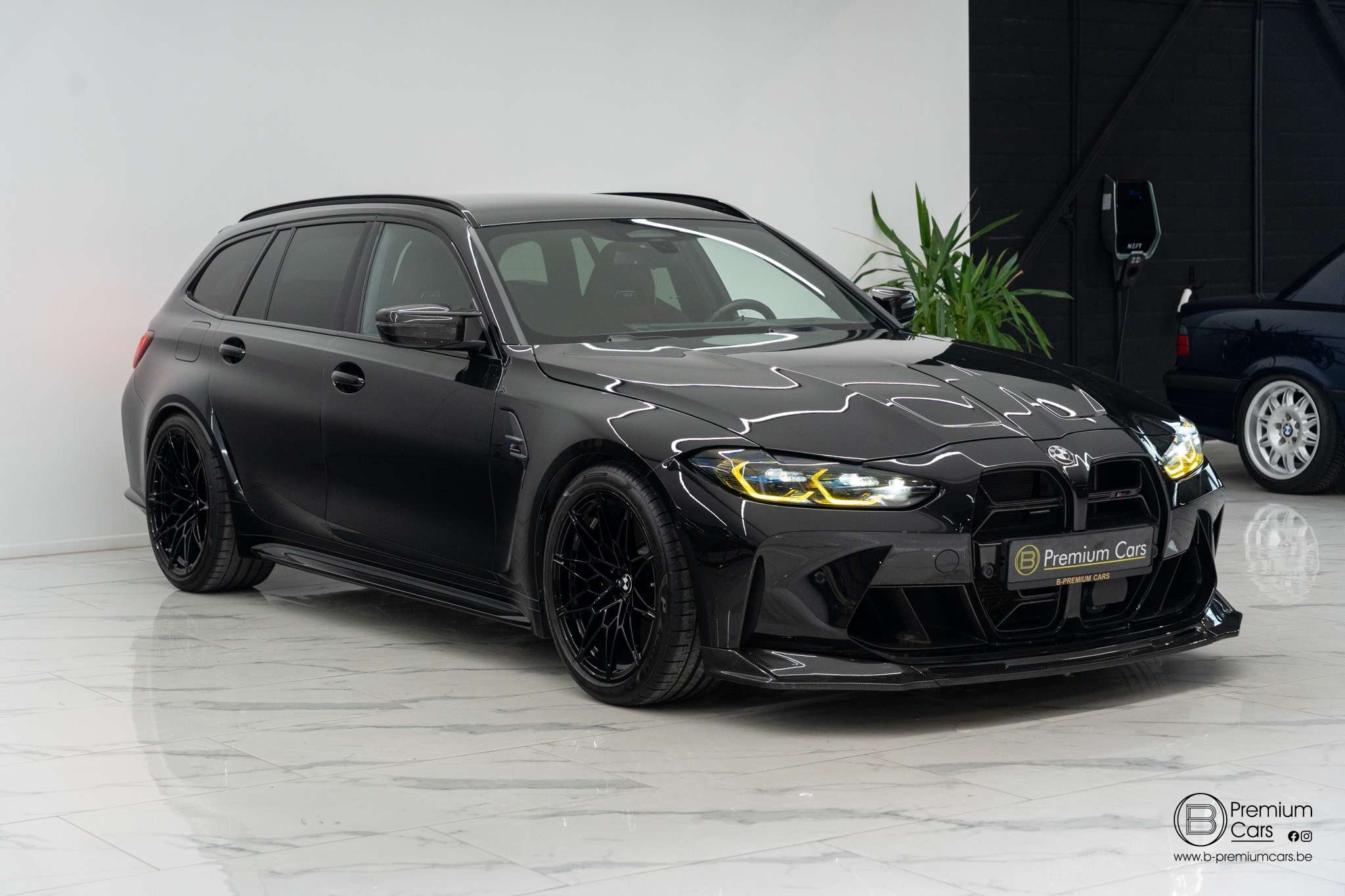 BMW M3 Competition Touring! Xdrive! Carbon pack! Lichte Vracht!