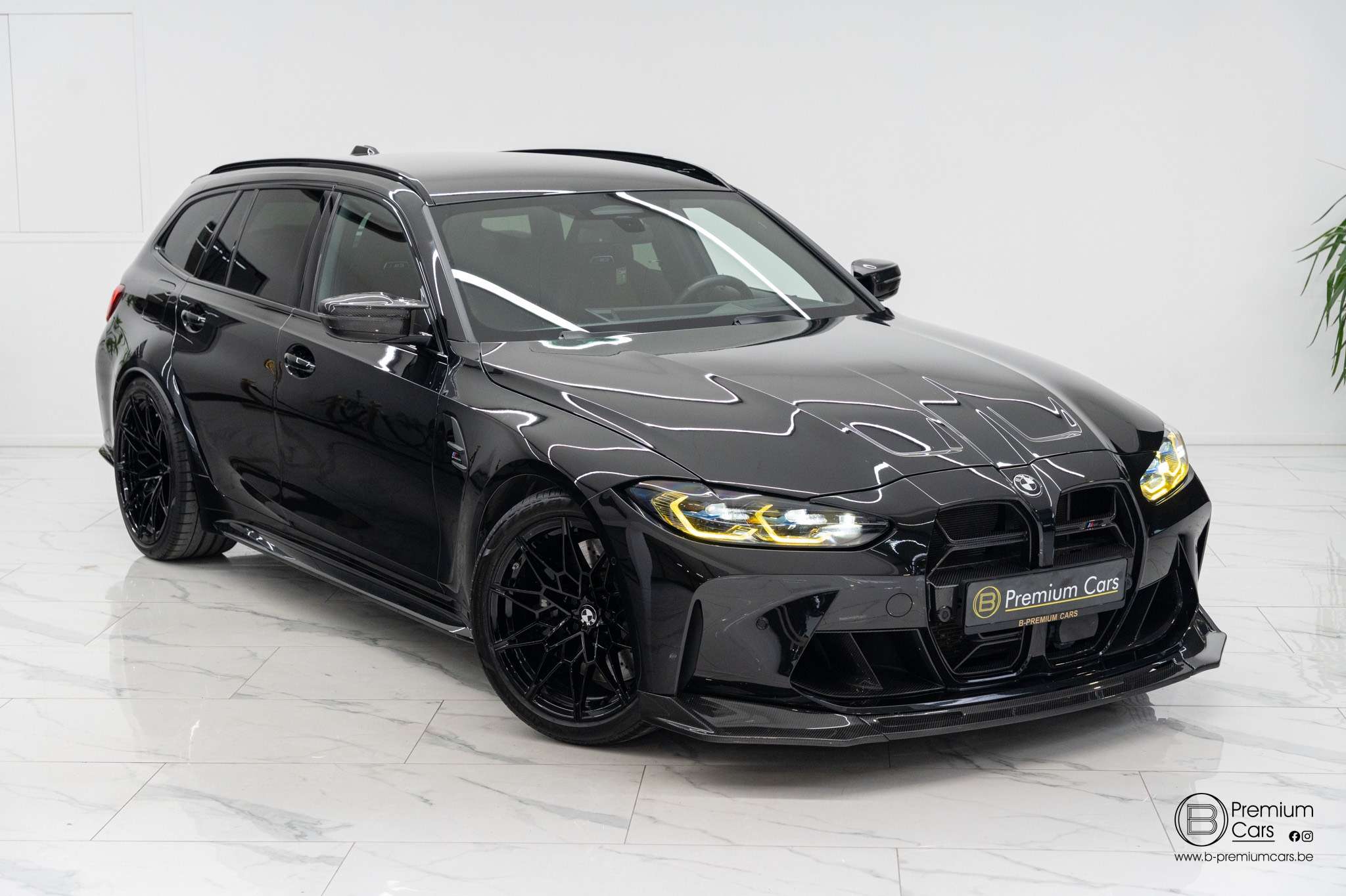 BMW M3 Competition Touring! Xdrive! Carbon pack! Lichte Vracht!