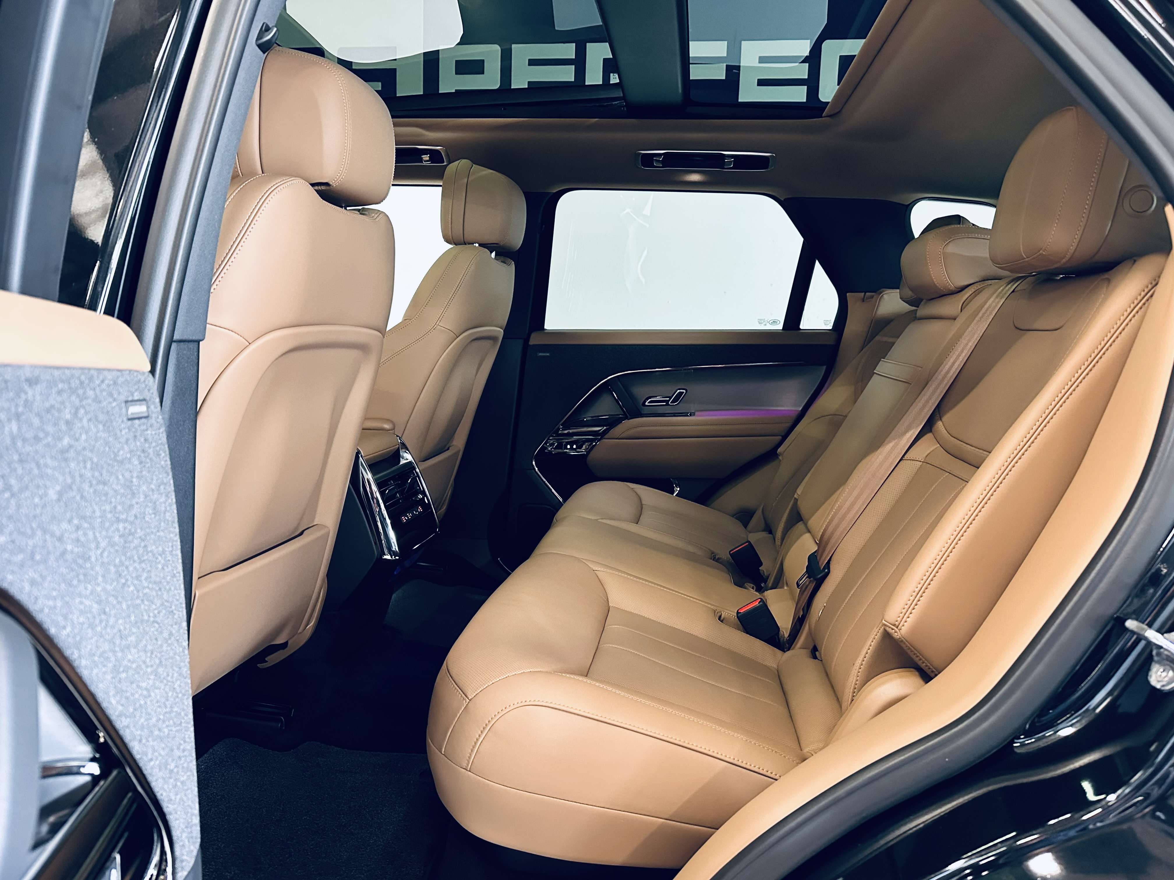 Land Rover Range Rover Sport 250d R-DYNAMIC 3.0 S TOIT PANO CUIR BRUN FULL OPT. GARANTIE 2030