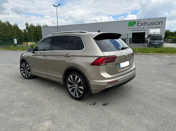 Volkswagen Tiguan II (2) 2.0 TDI 150 R-LINE 4MOTION DSG7