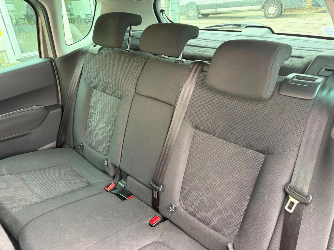 Peugeot 3008 I 1.6 HDi 112 cv COURROIE DE DISTRIBUTION FIATE 2026 - VIDANGE OK RADAR RECUL