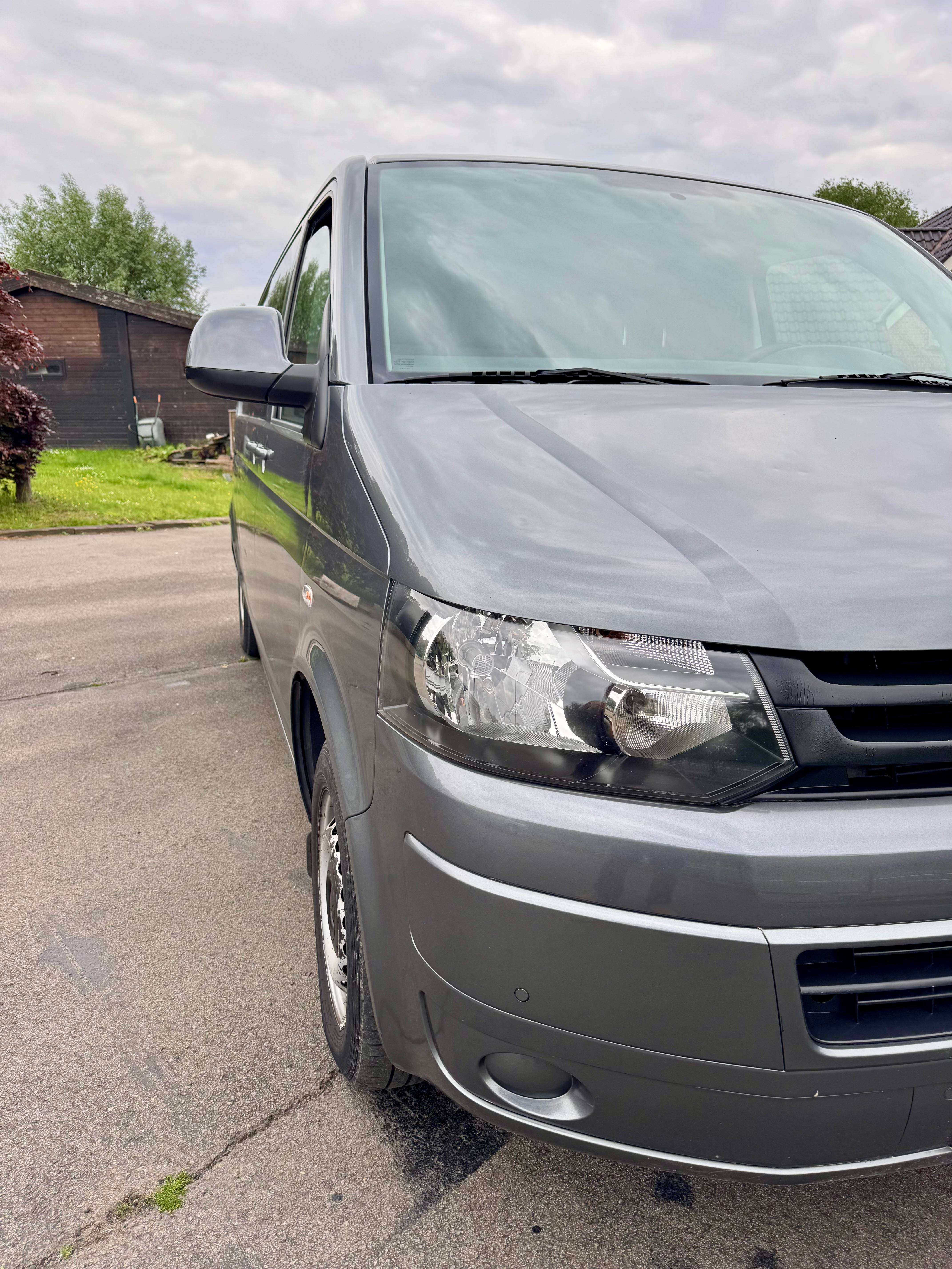 Volkswagen T5 Transporter 2.0 TDi 72000 km car-pass ctte / corbillard 2/3 pl