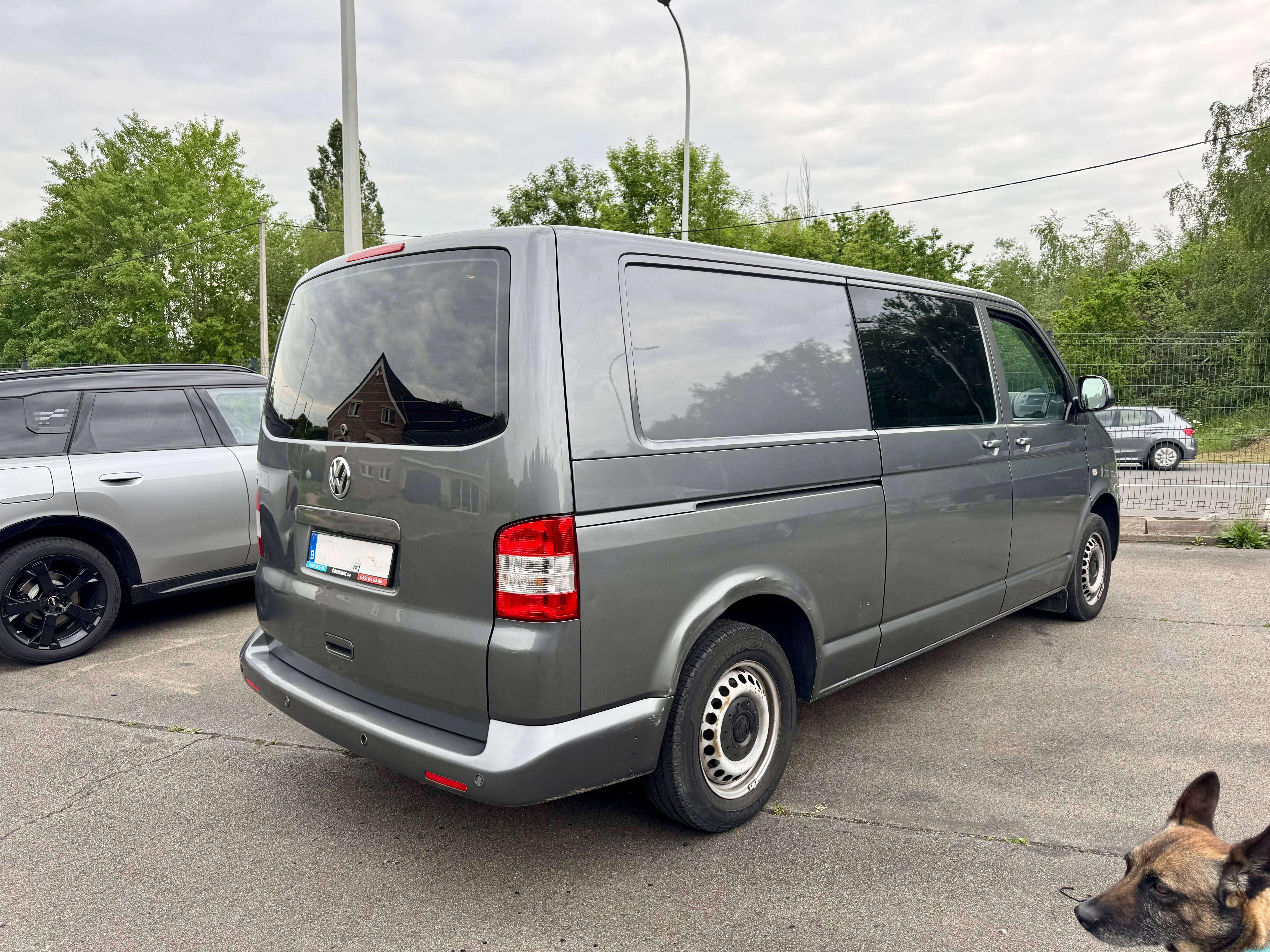 Volkswagen T5 Transporter 2.0 TDi 72000 km car-pass ctte / corbillard 2/3 pl