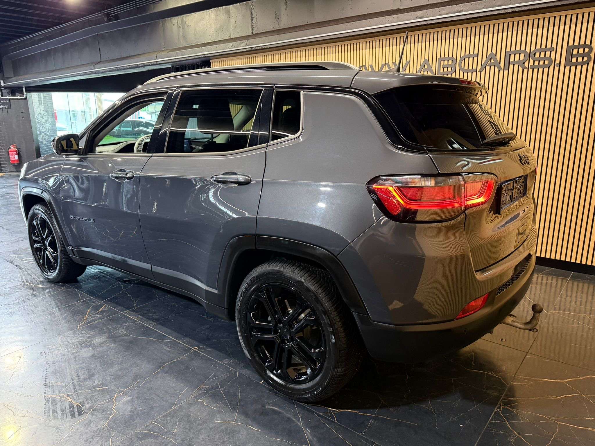 Jeep Compass 1.3 Turbo 4x2 Longitude * GARANTIE 12 MOIS * 1ER PROPRIETAIRE *