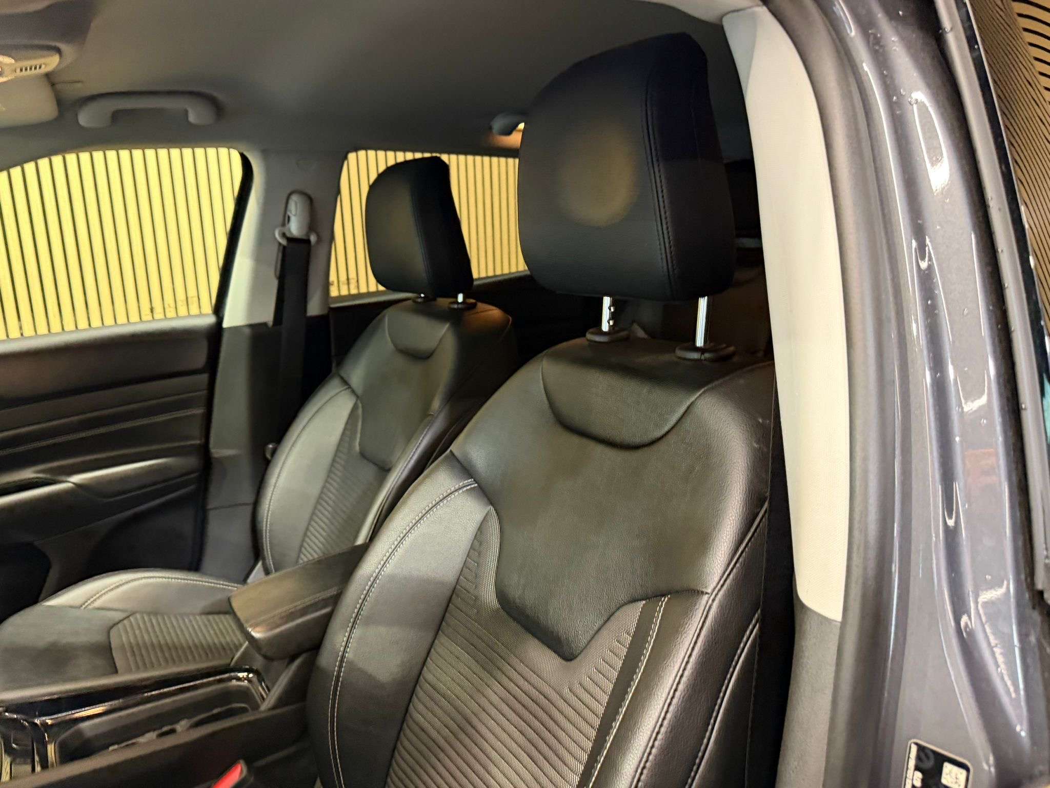 Jeep Compass 1.3 Turbo 4x2 Longitude * GARANTIE 12 MOIS * 1ER PROPRIETAIRE *