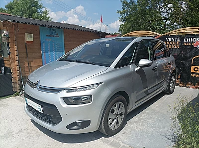 Citroen C4 Citroën C4 Picasso 1.6 EHDI boite automatique.
