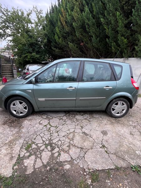 Renault Scenic Renault Mégane Scénic 1.6 automatique