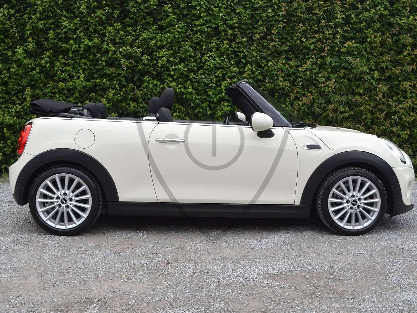 MINI Cooper Cabrio Mini Cabriolet 1.5A Cooper * HARMAN KARDON * SPORT SEATS *