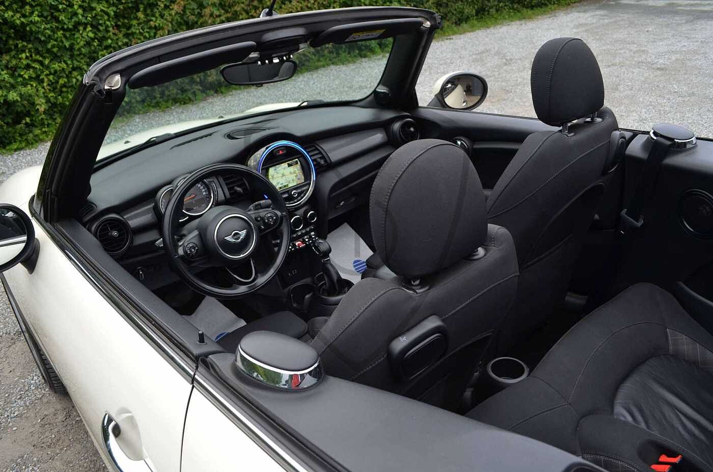 MINI Cooper Cabrio Mini Cabriolet 1.5A Cooper * HARMAN KARDON * SPORT SEATS *