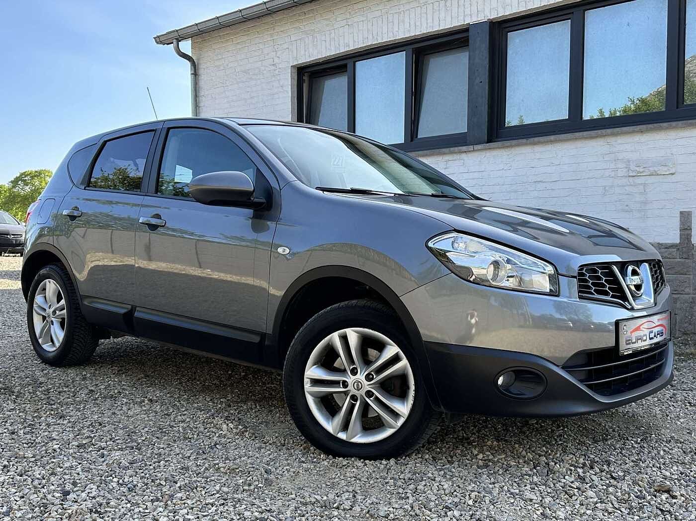 Nissan Qashqai 1.6i 2WD Visia ISS CRUISE/SENSOR/CLIM AUTO/RADIO