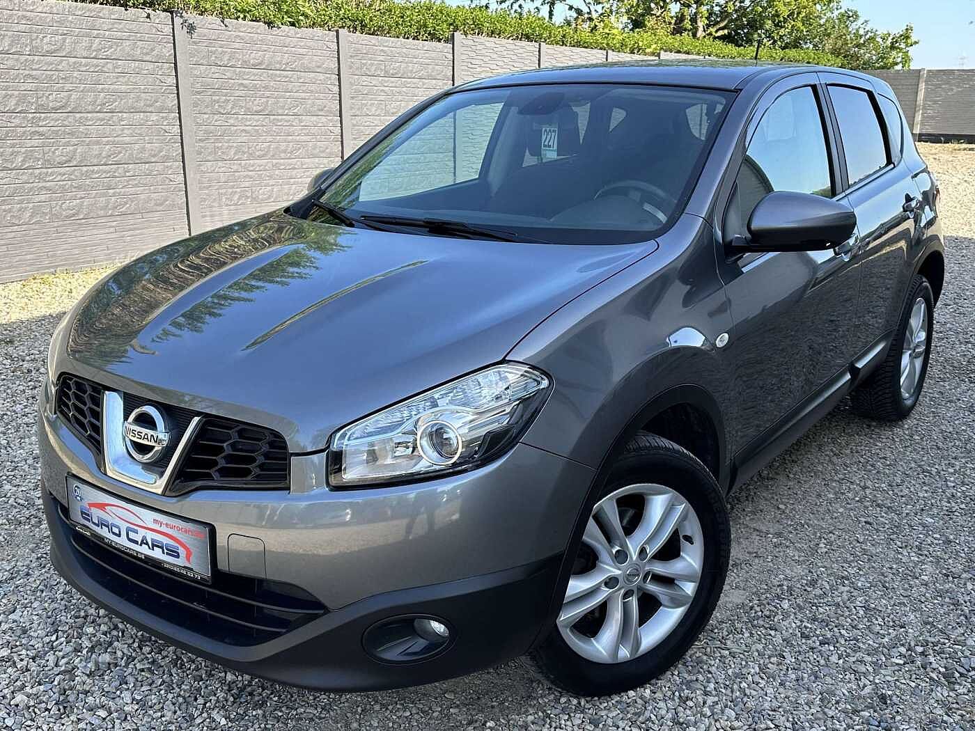 Nissan Qashqai 1.6i 2WD Visia ISS CRUISE/SENSOR/CLIM AUTO/RADIO