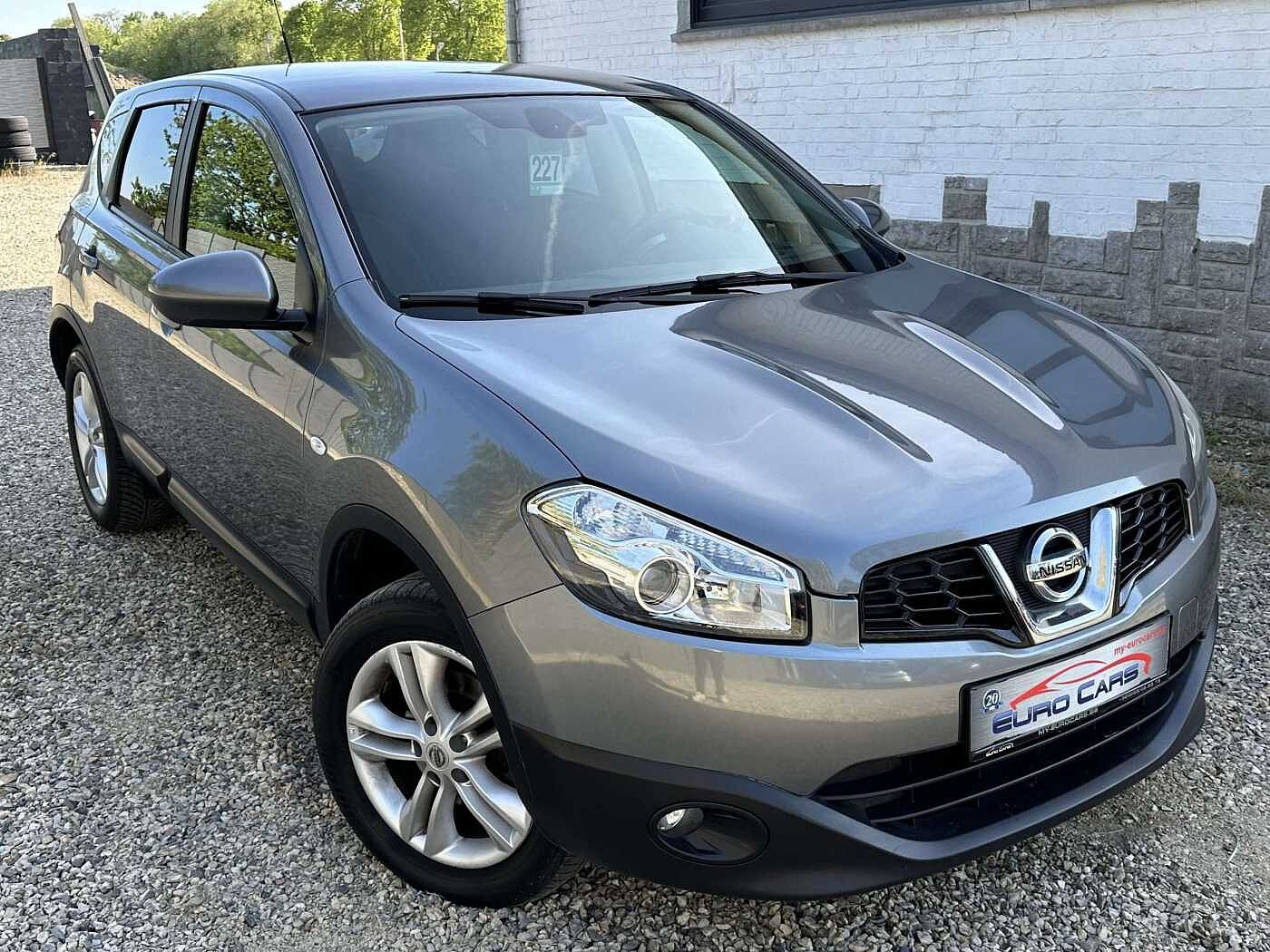 Nissan Qashqai 1.6i 2WD Visia ISS CRUISE/SENSOR/CLIM AUTO/RADIO
