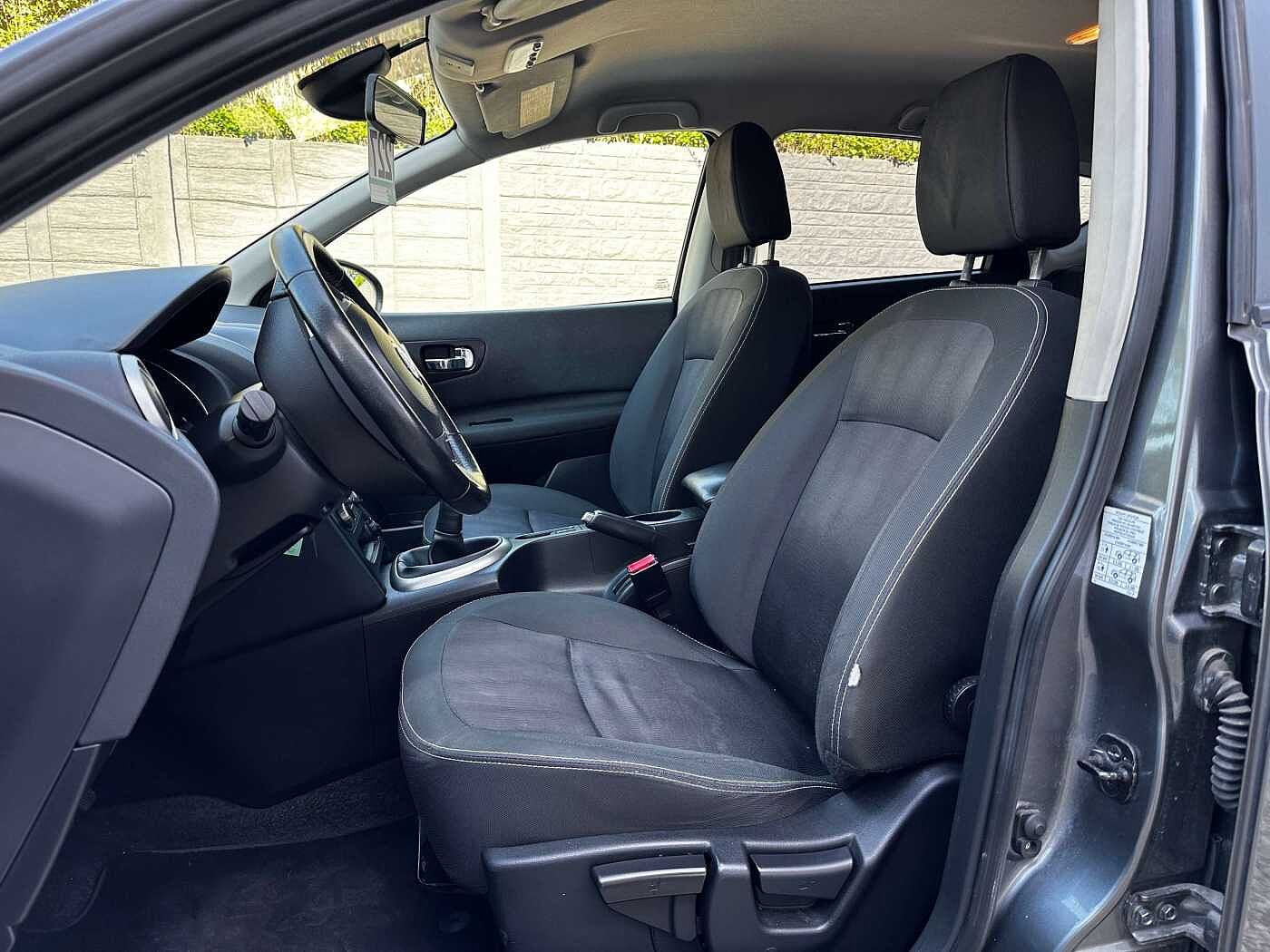 Nissan Qashqai 1.6i 2WD Visia ISS CRUISE/SENSOR/CLIM AUTO/RADIO