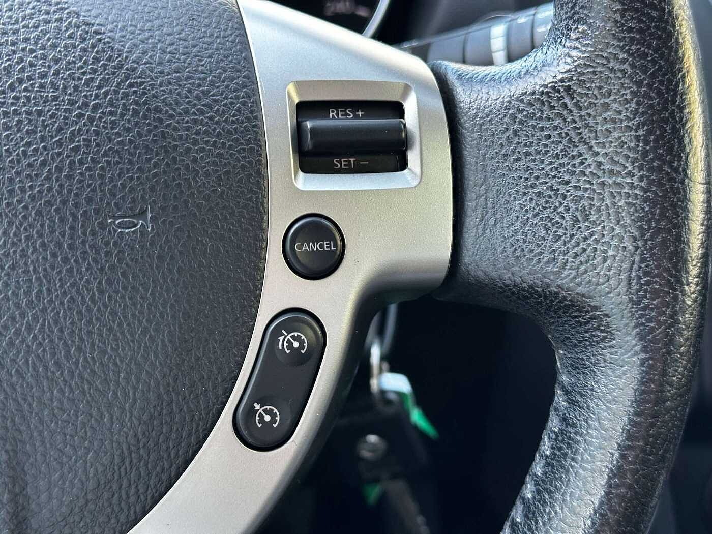 Nissan Qashqai 1.6i 2WD Visia ISS CRUISE/SENSOR/CLIM AUTO/RADIO