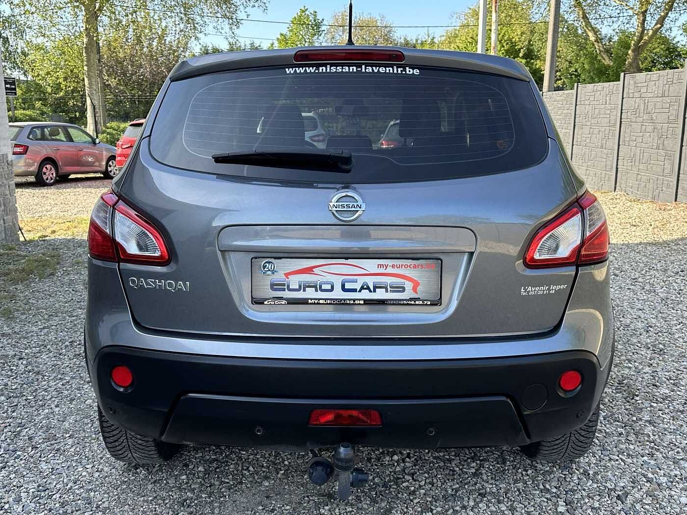 Nissan Qashqai 1.6i 2WD Visia ISS CRUISE/SENSOR/CLIM AUTO/RADIO