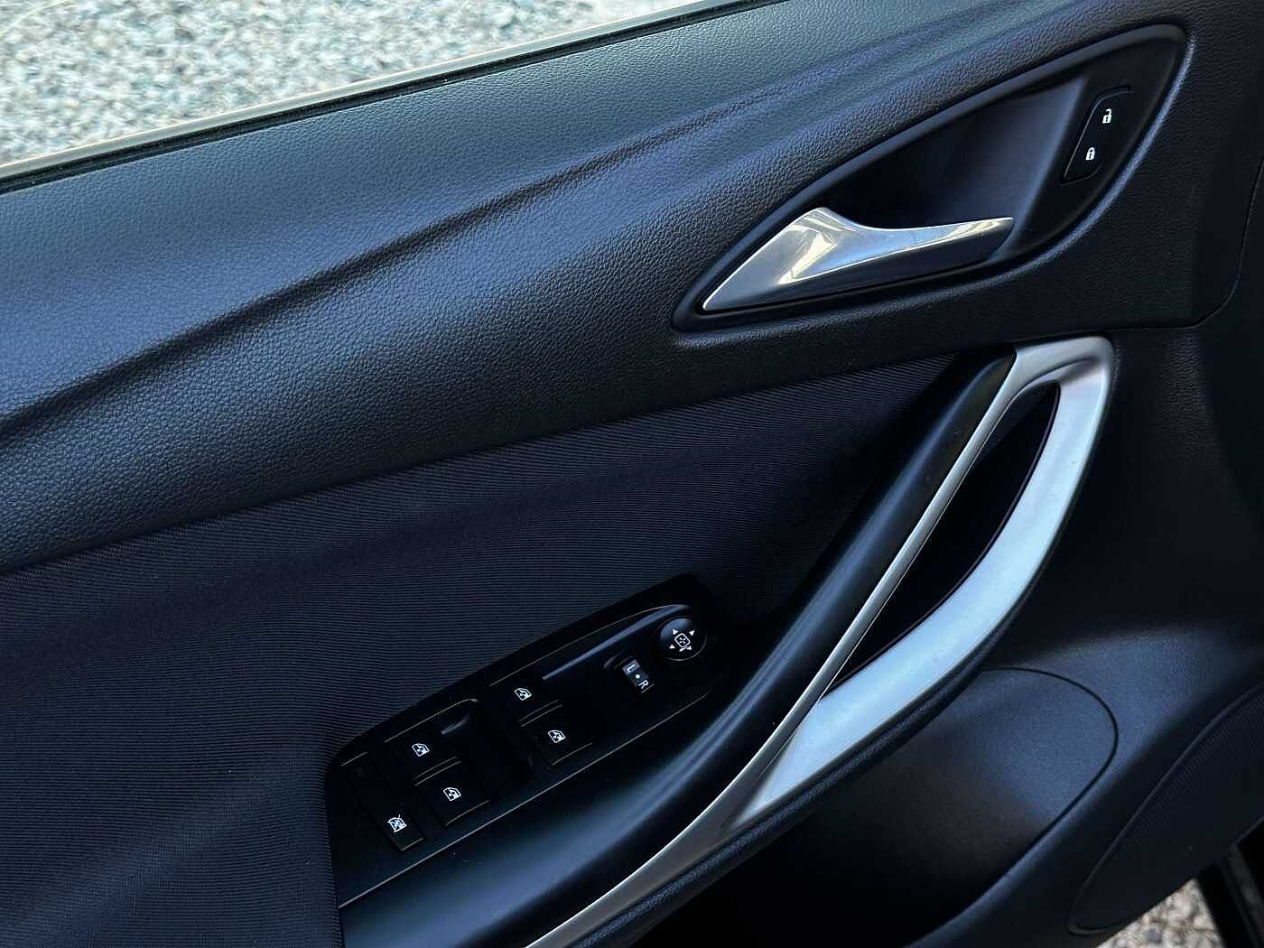 Opel Astra Sports Tourer Sports Tourer 1.5 Turbo D Edition 2020 S/S CARPLAY/LED/SENSOR/GPS/CLIM/CARNET FU