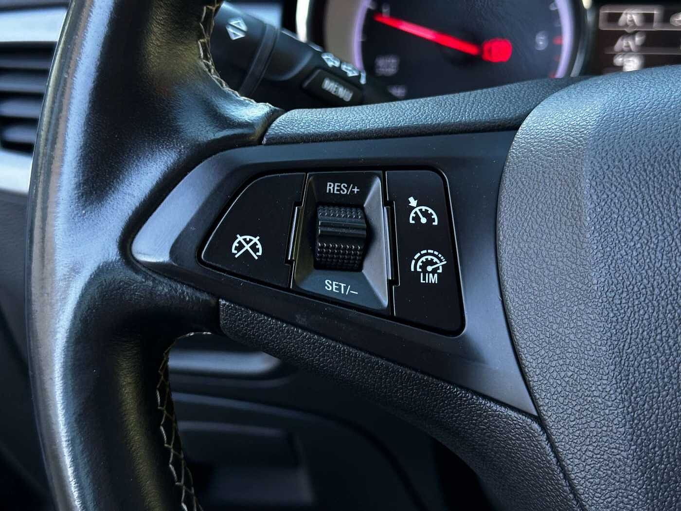 Opel Astra Sports Tourer Sports Tourer 1.5 Turbo D Edition 2020 S/S CARPLAY/LED/SENSOR/GPS/CLIM/CARNET FU