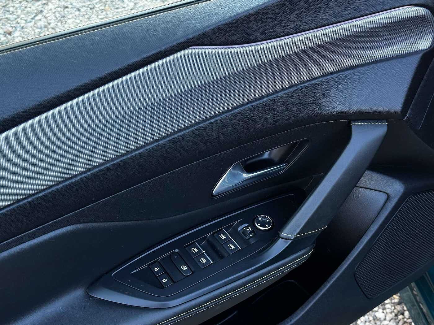 Peugeot 308 SW SW 1.5 BlueHDi GT PACK FULL OPTION// CUIR/ALCANTARA/CAM 360/FULL LED/TOIT OUVRAN
