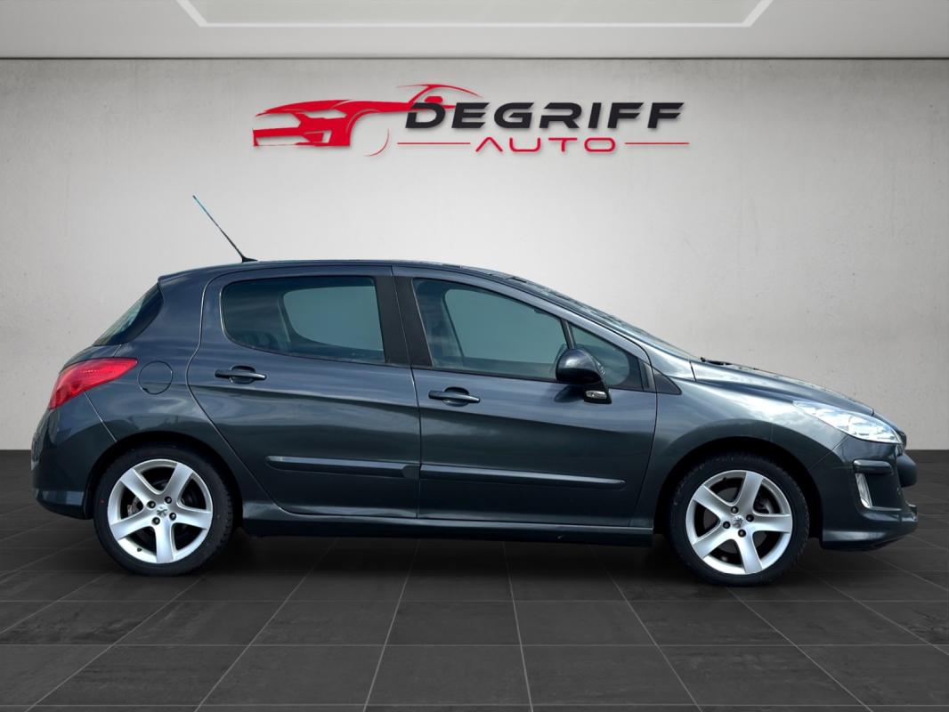 Peugeot 308 2.0 HDi 163ch FAP Féline A