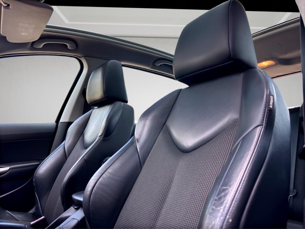 Peugeot 308 2.0 HDi 163ch FAP Féline A
