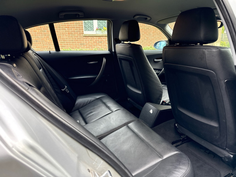 Bmw SERIE 1 (E81/E87) 118IA 129CH SPORT 5P * 98.000KM * CUIR * JANTES * GARANTIE