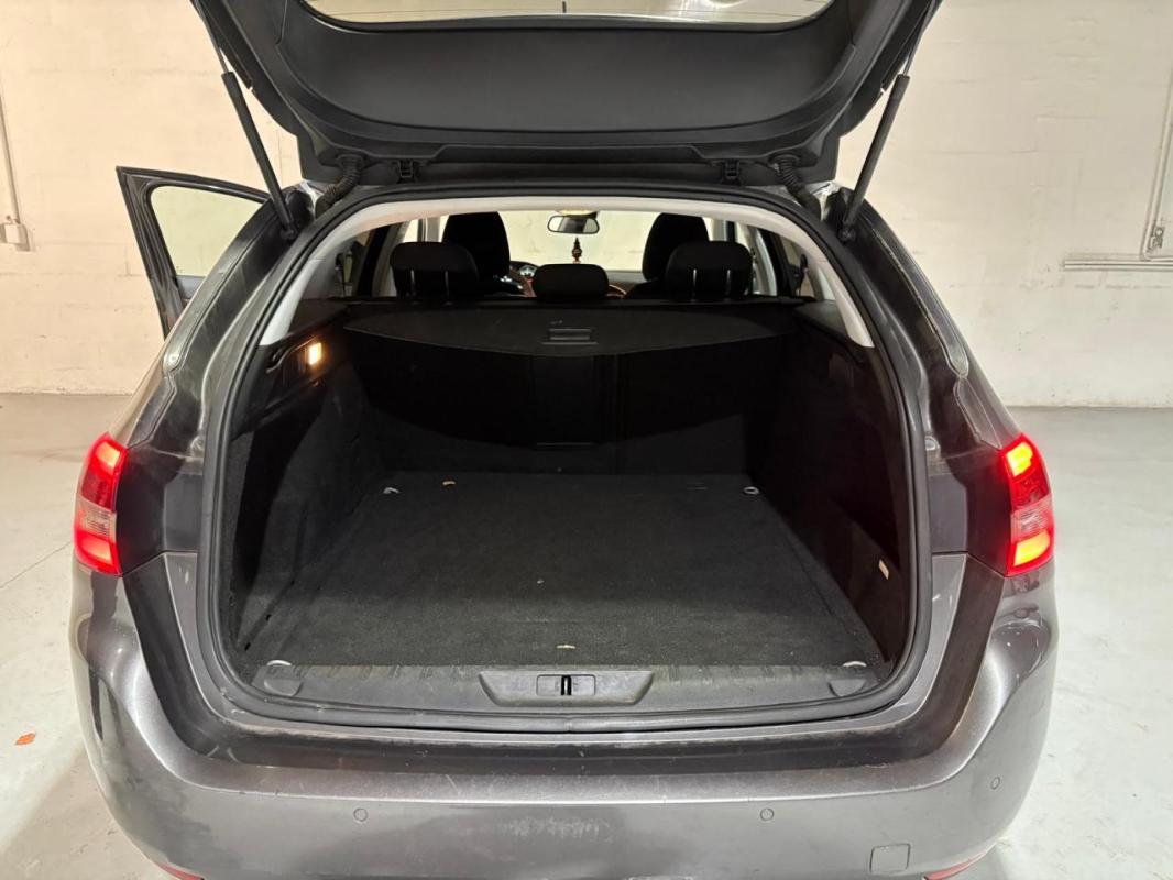 Peugeot 308 SW 1.6 BlueHDi S&S - 120 BV EAT6 II 2014 BREAK Active Business PHASE 1
