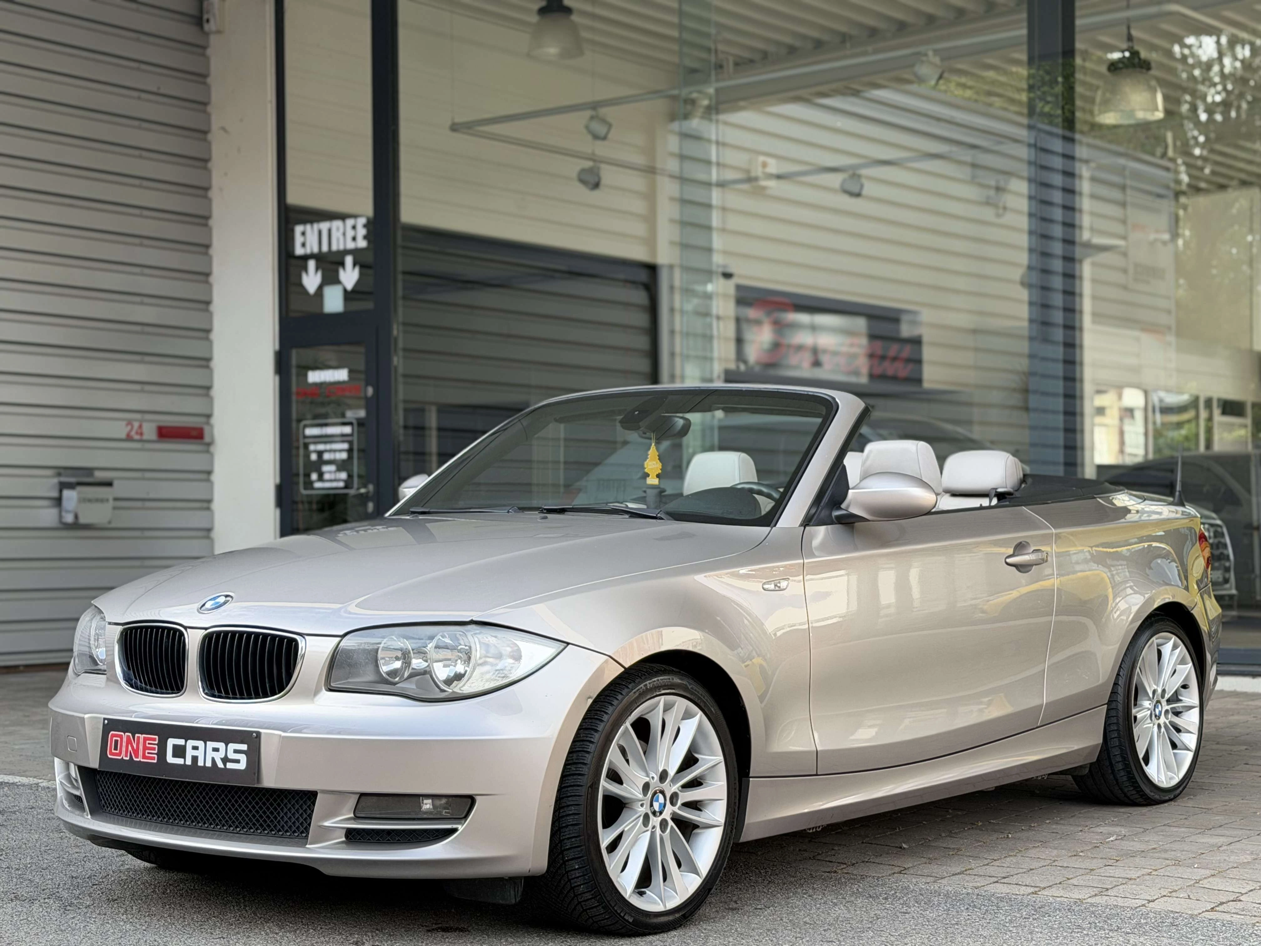 BMW 118 dA 136cv CABRIOLET CLIM-SEMI CUIR-PDC-JA18P-GAR 1AN