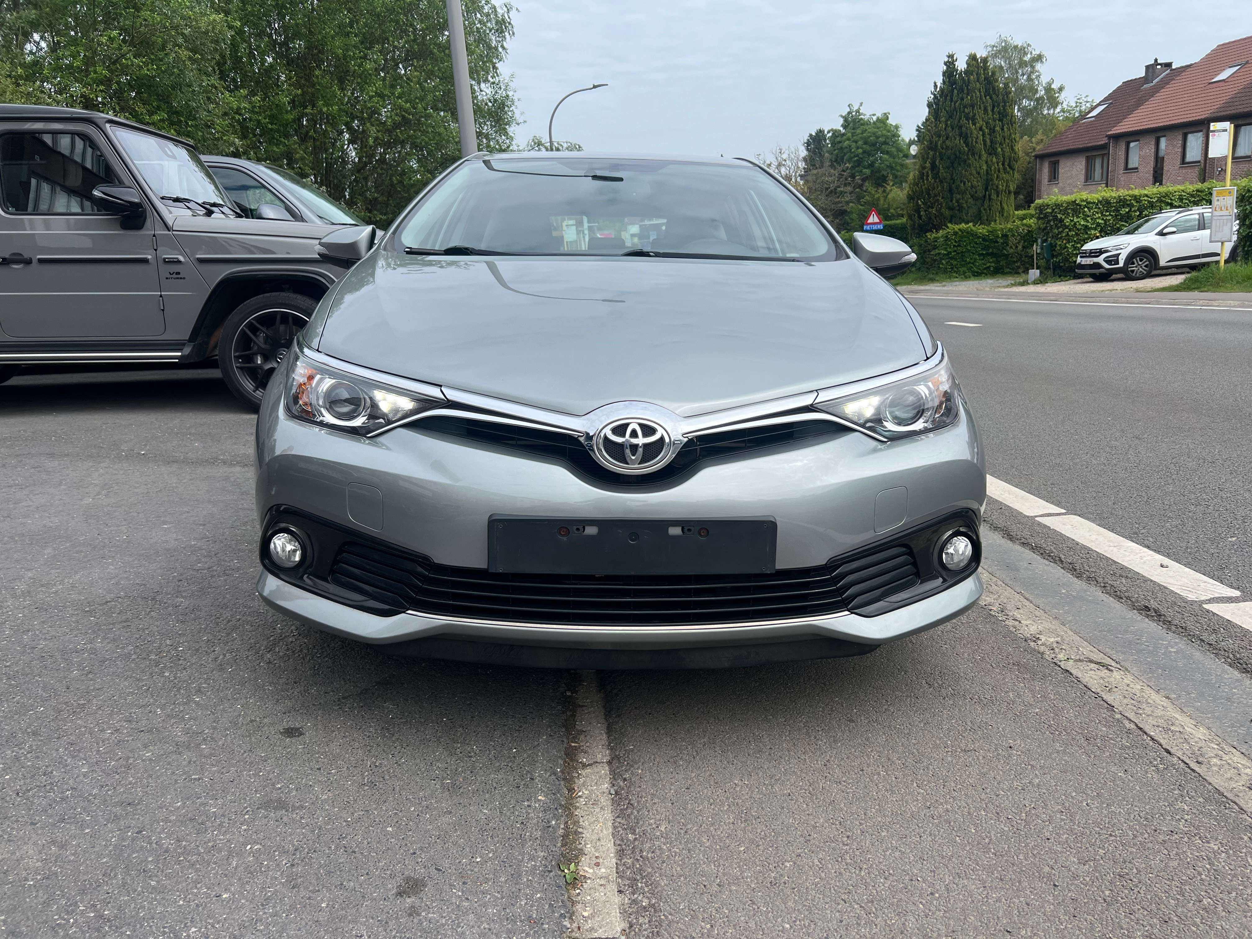 Toyota Auris 1.2 Turbo Lounge Multidrive S AUTOMATIQUE GPS CAMÉRA GARANTIE CRÉDIT 100%