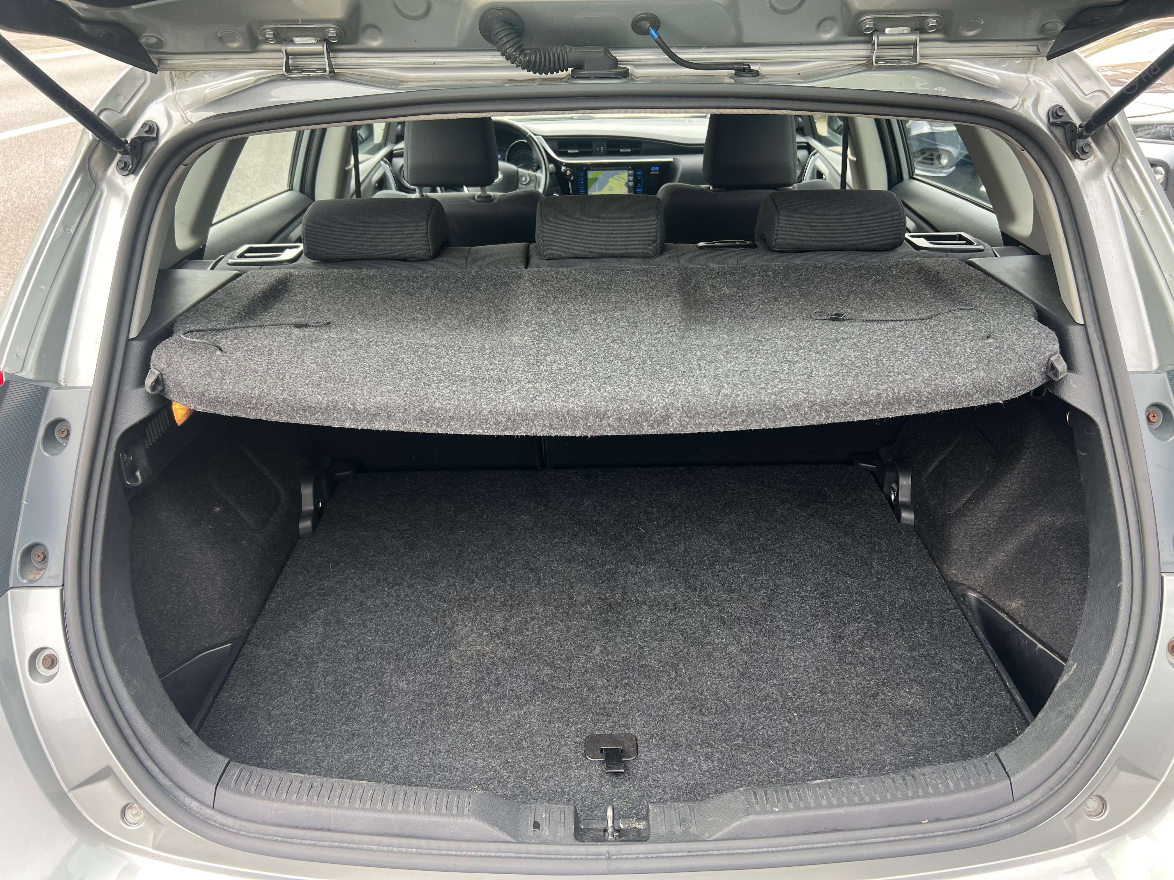 Toyota Auris 1.2 Turbo Lounge Multidrive S AUTOMATIQUE GPS CAMÉRA GARANTIE CRÉDIT 100%